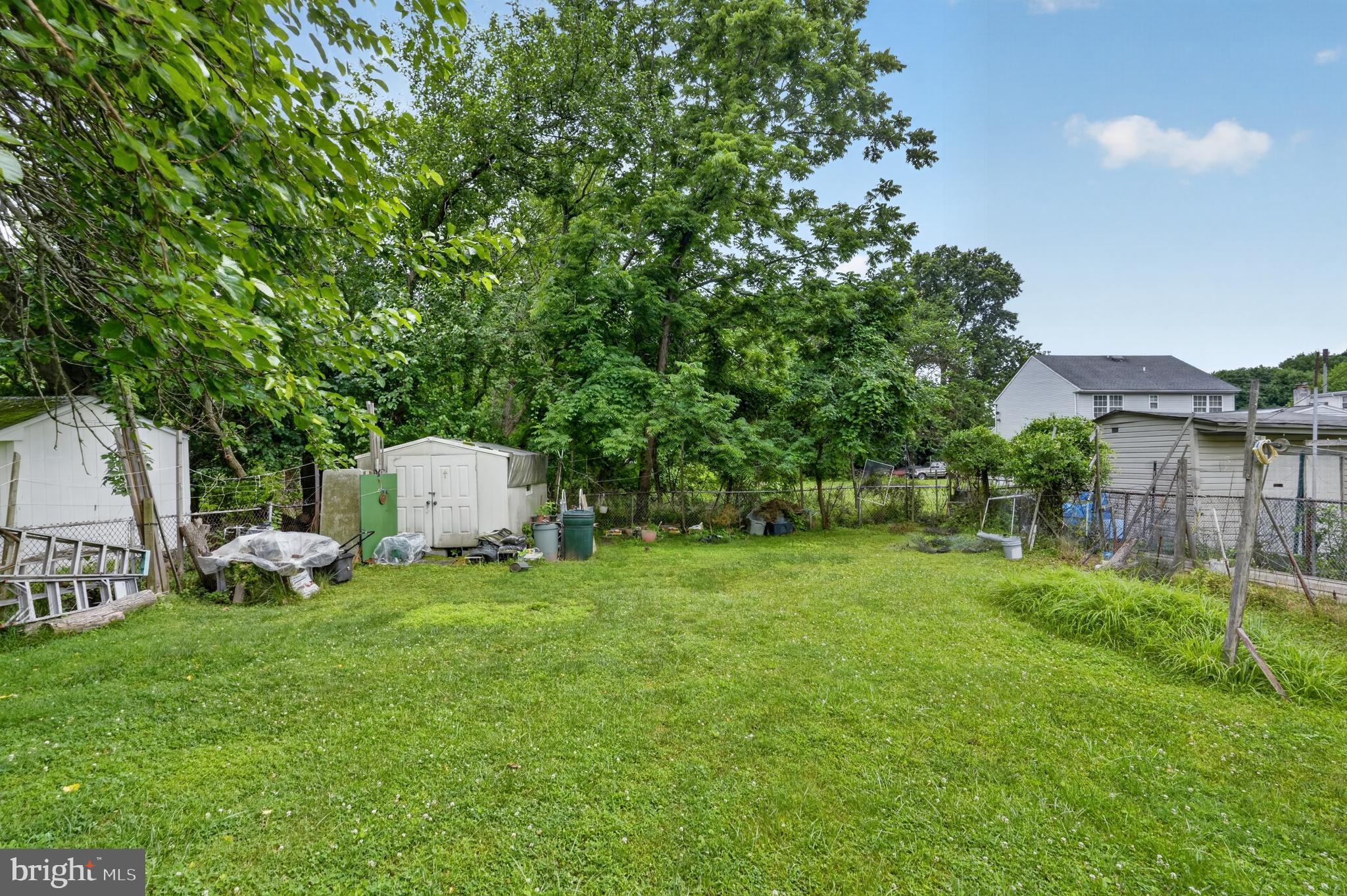 WILLOW WOODS - Residential