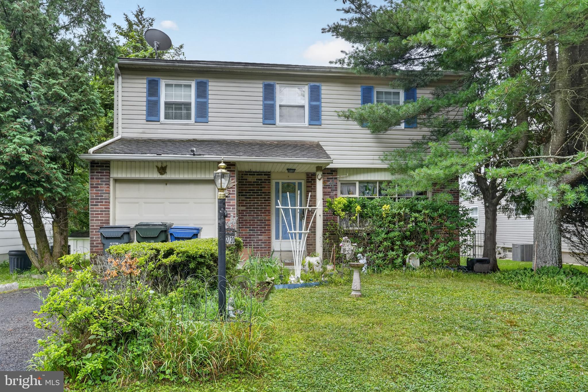 WILLOW WOODS - Residential