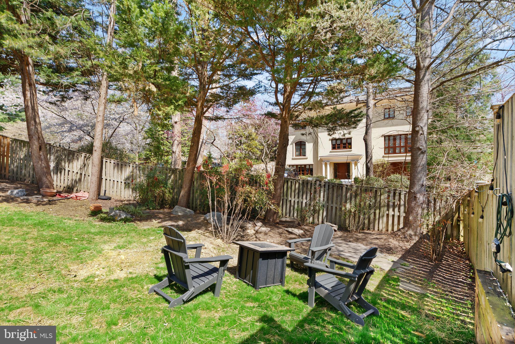 CRYSTAL SPRING KNOLLS - Residential