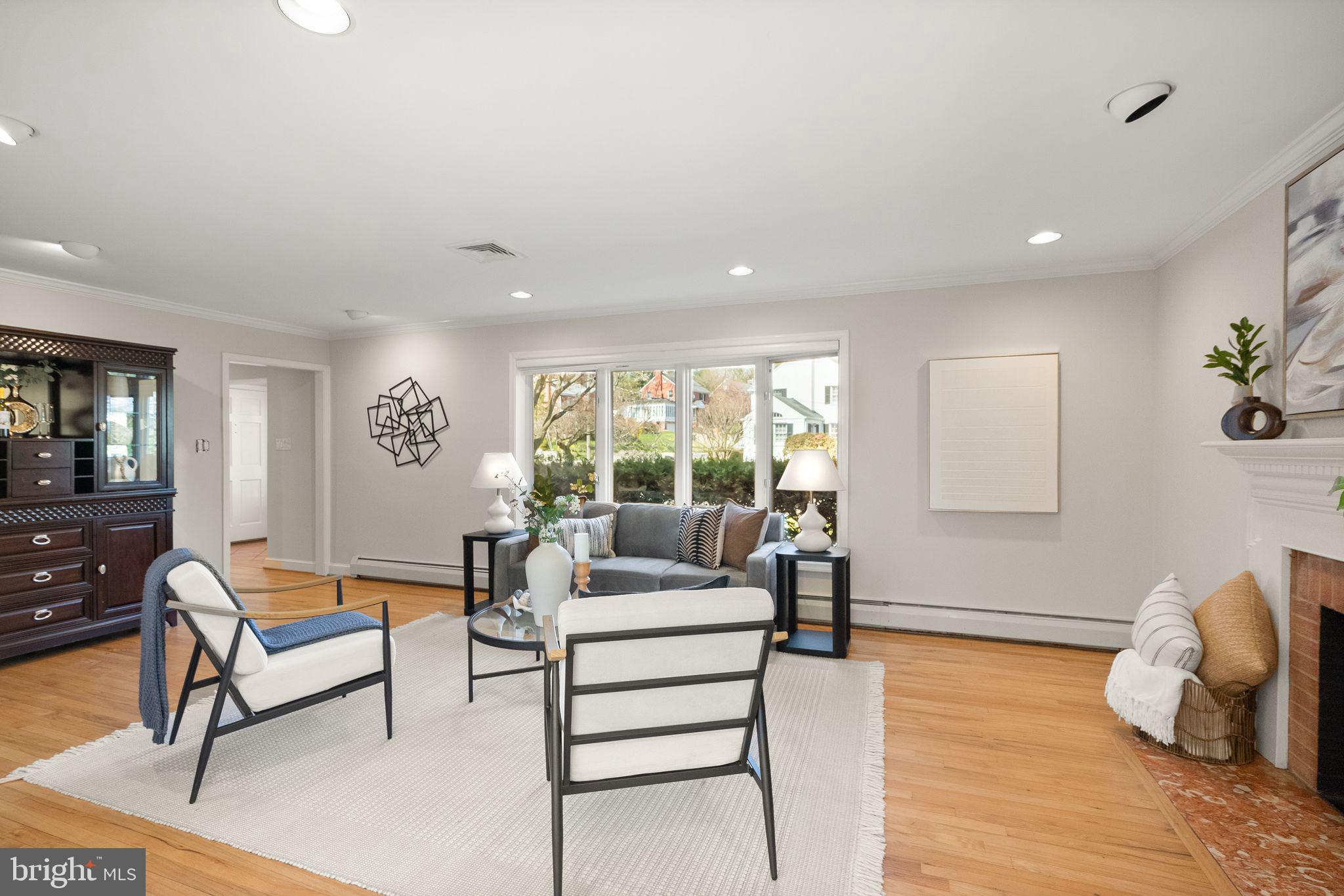 CRYSTAL SPRING KNOLLS - Residential