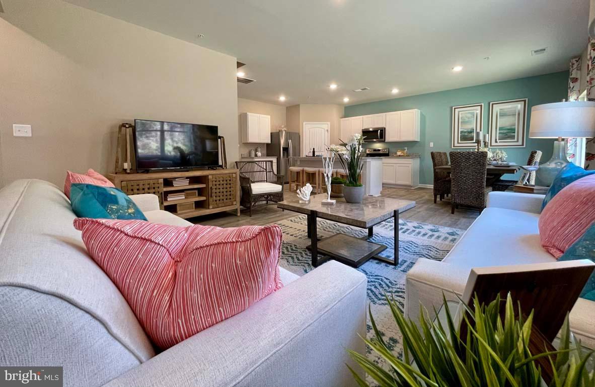 SASSAFRAS MEADOWS - Residential