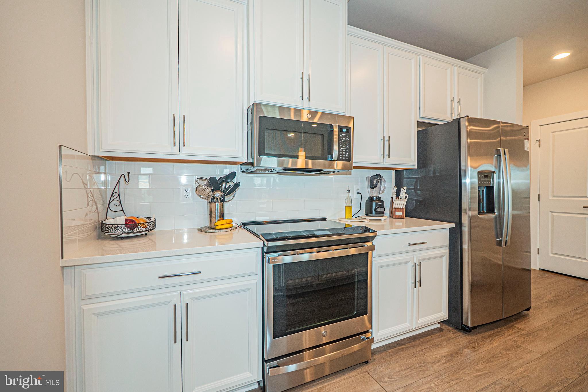 WOODLAND PARK STATION - Residential