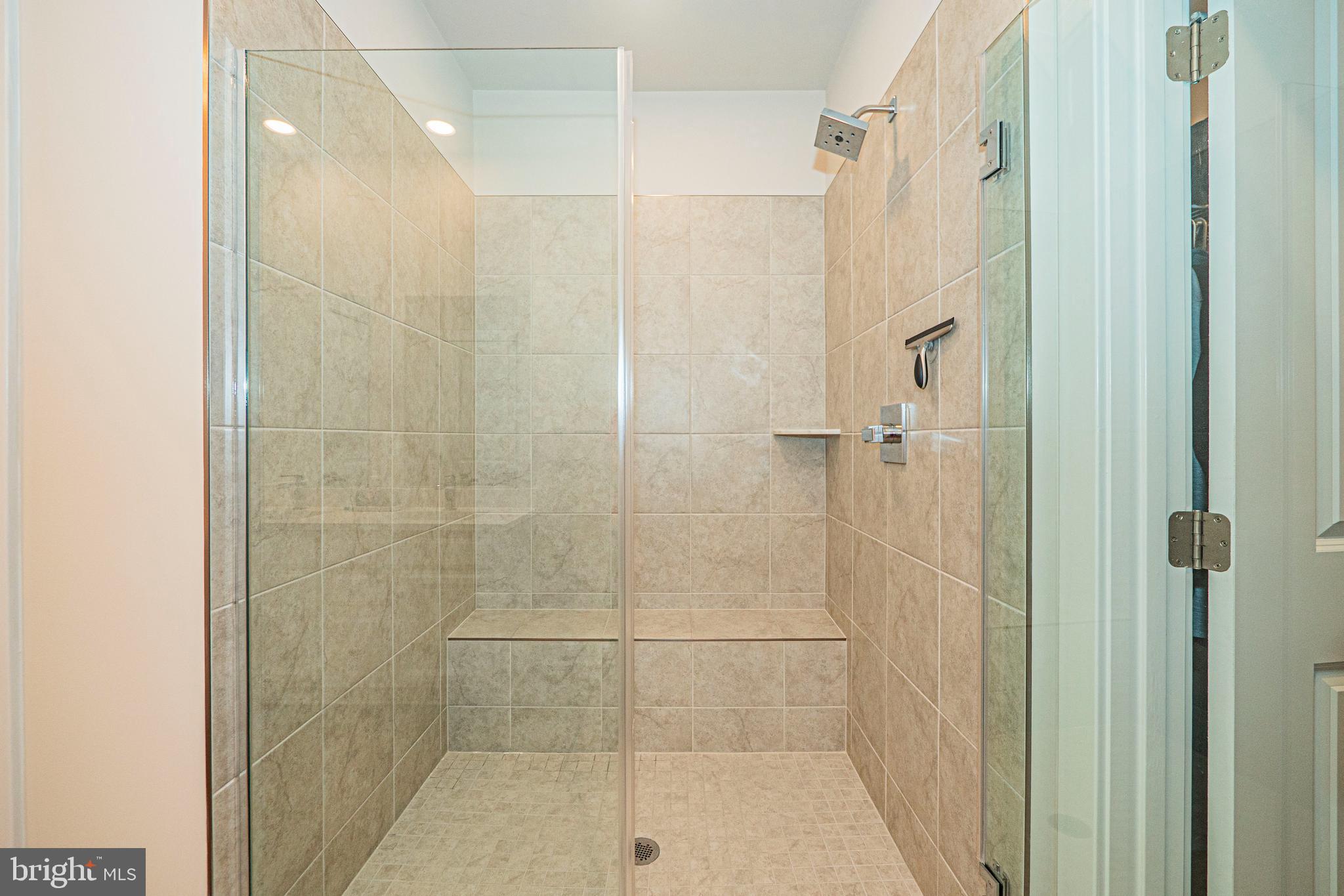 WOODLAND PARK STATION - Residential