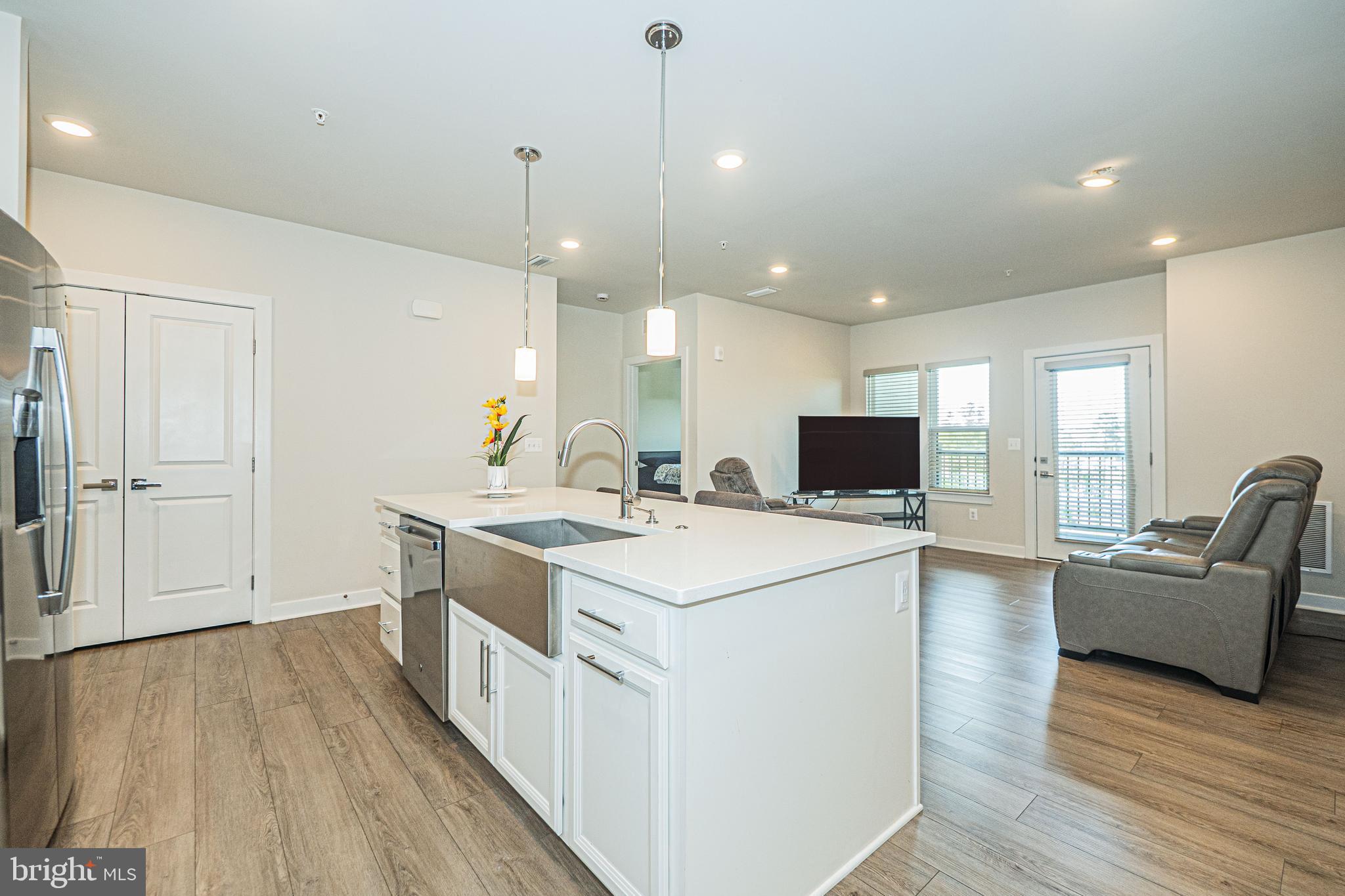 WOODLAND PARK STATION - Residential