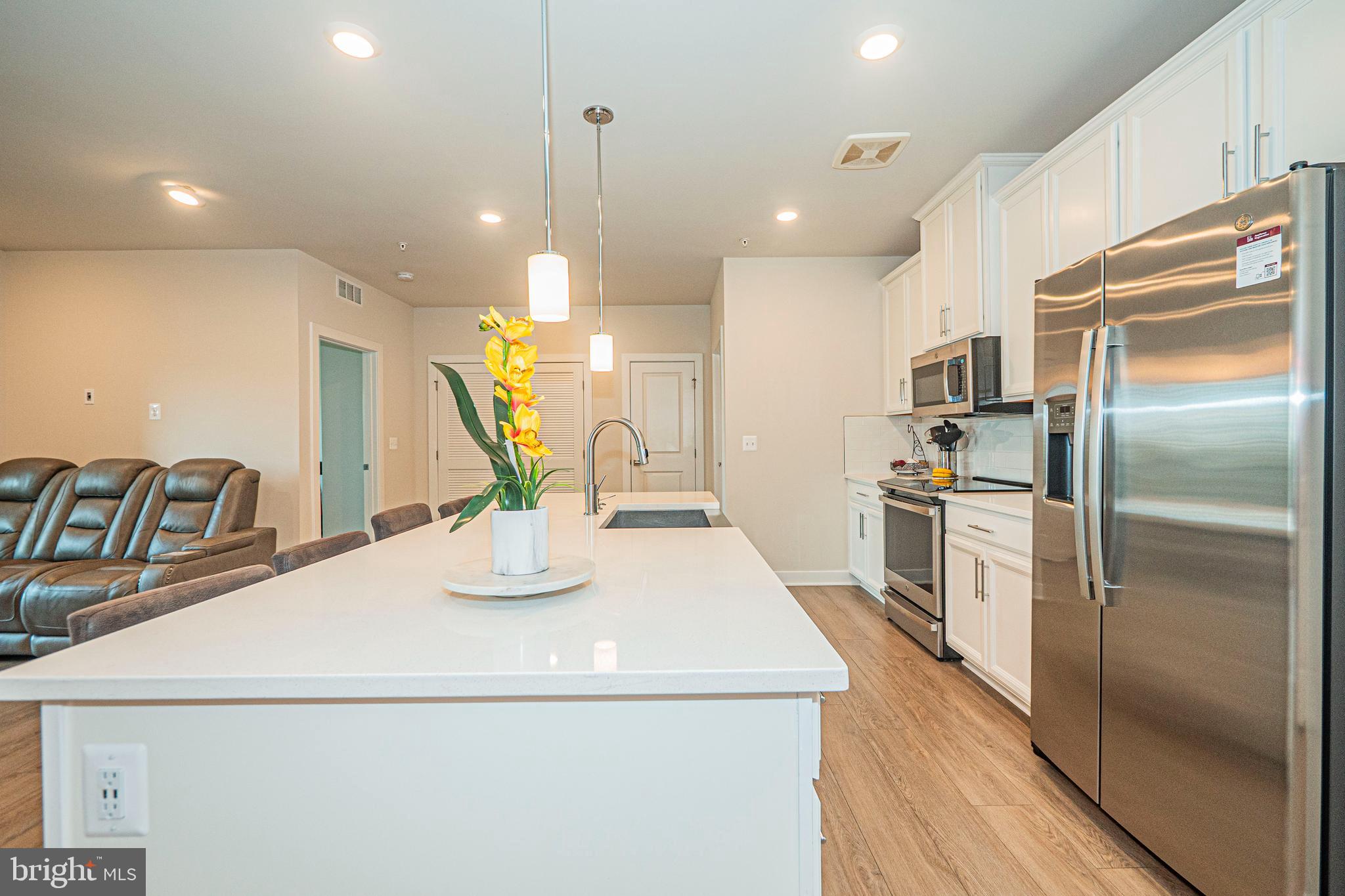 WOODLAND PARK STATION - Residential