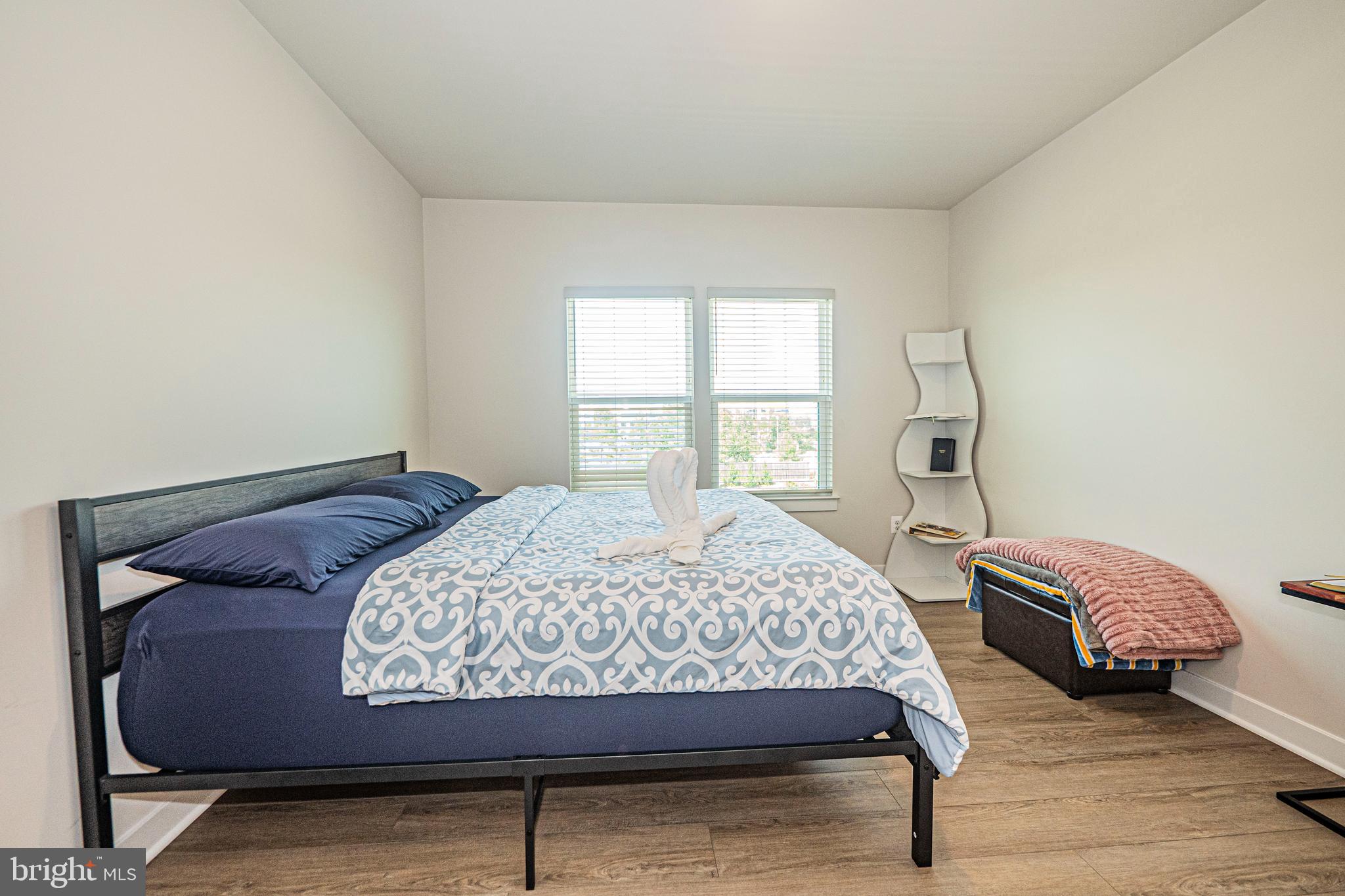 WOODLAND PARK STATION - Residential