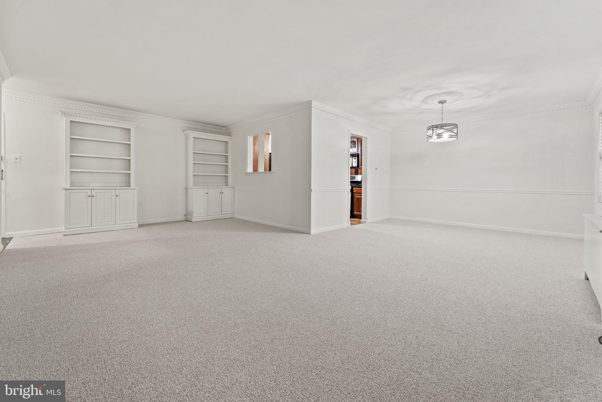 KENWOOD PLACE - Residential