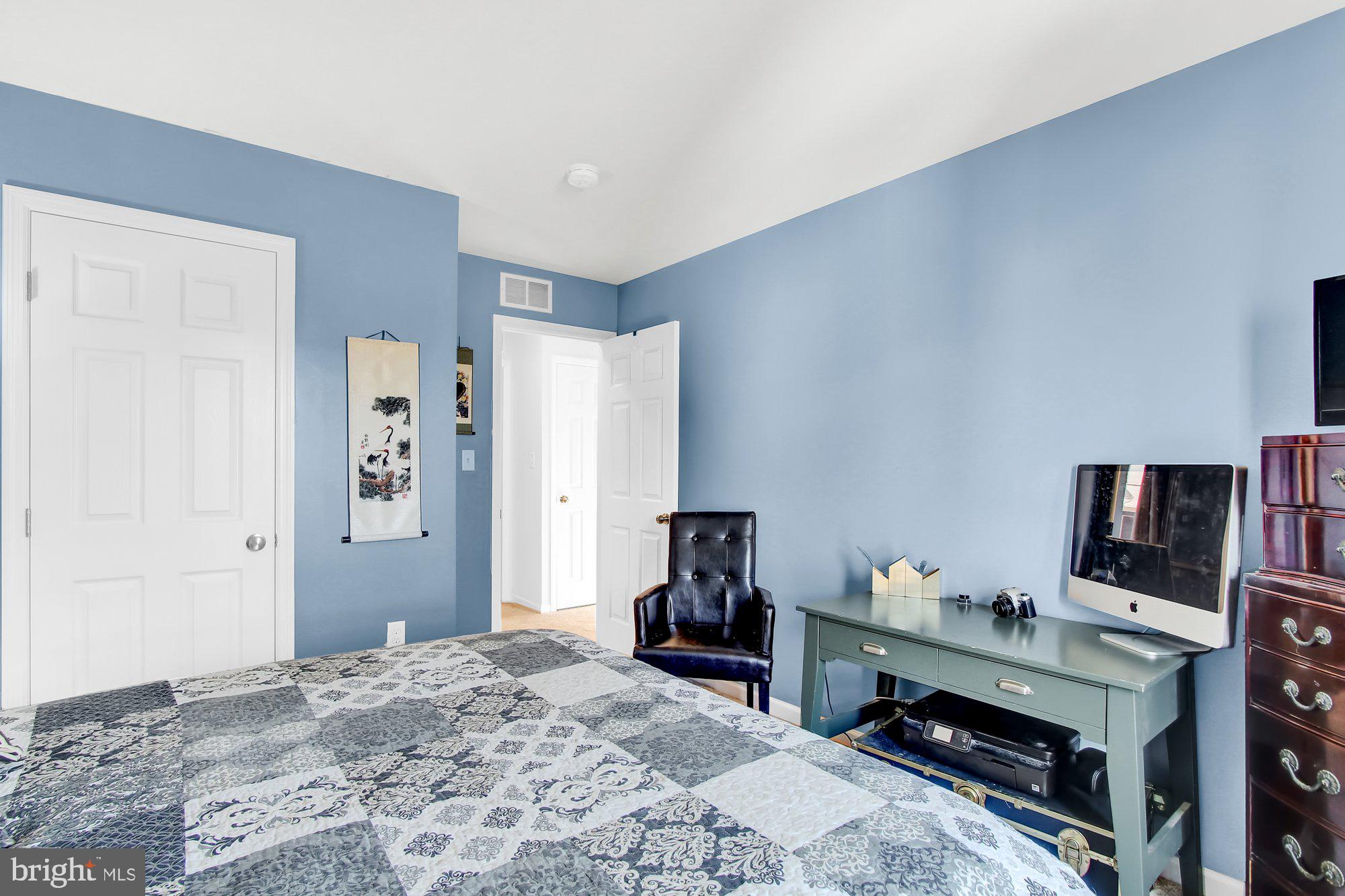 FLORIN HILL - Residential