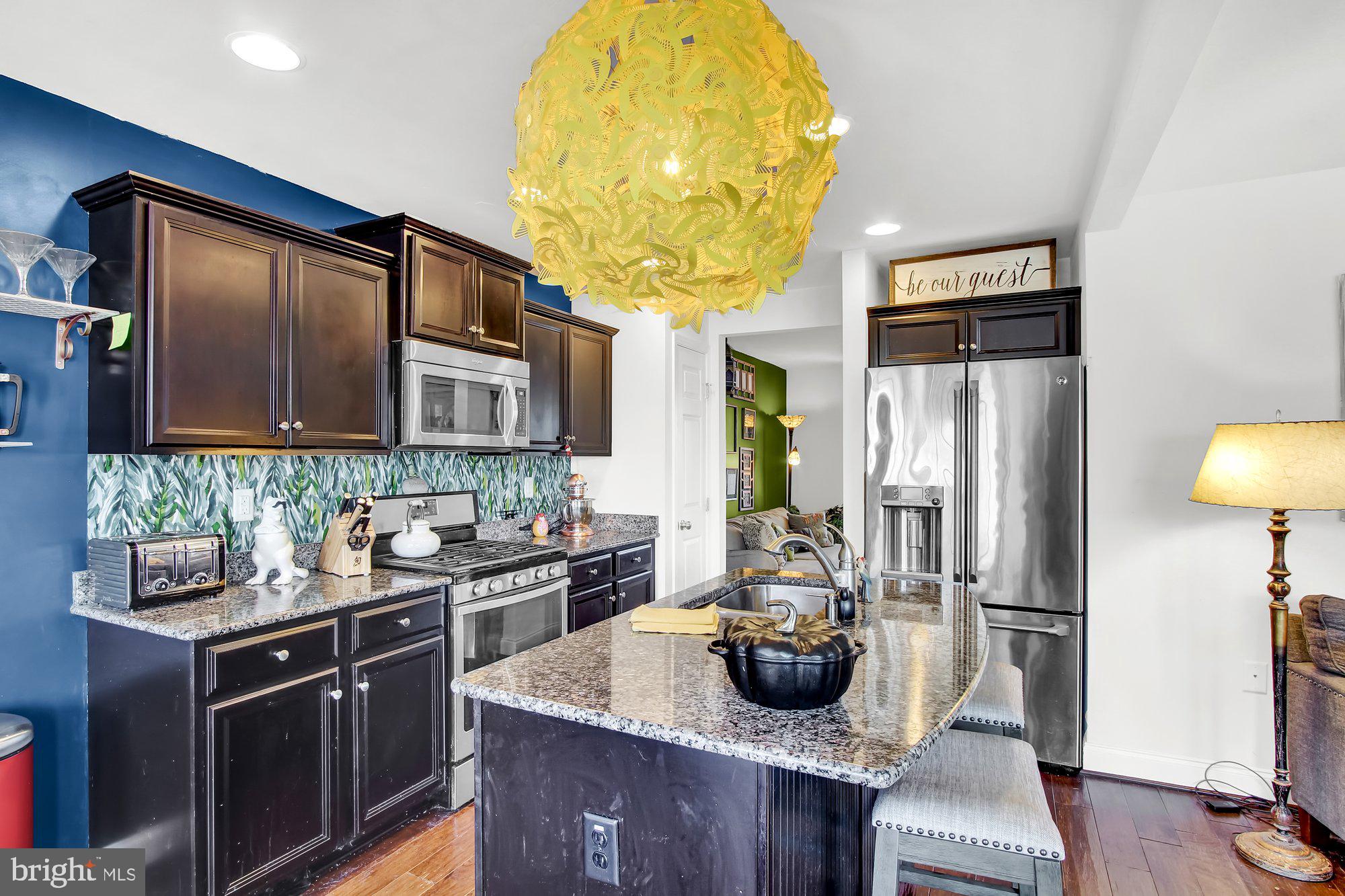 FLORIN HILL - Residential