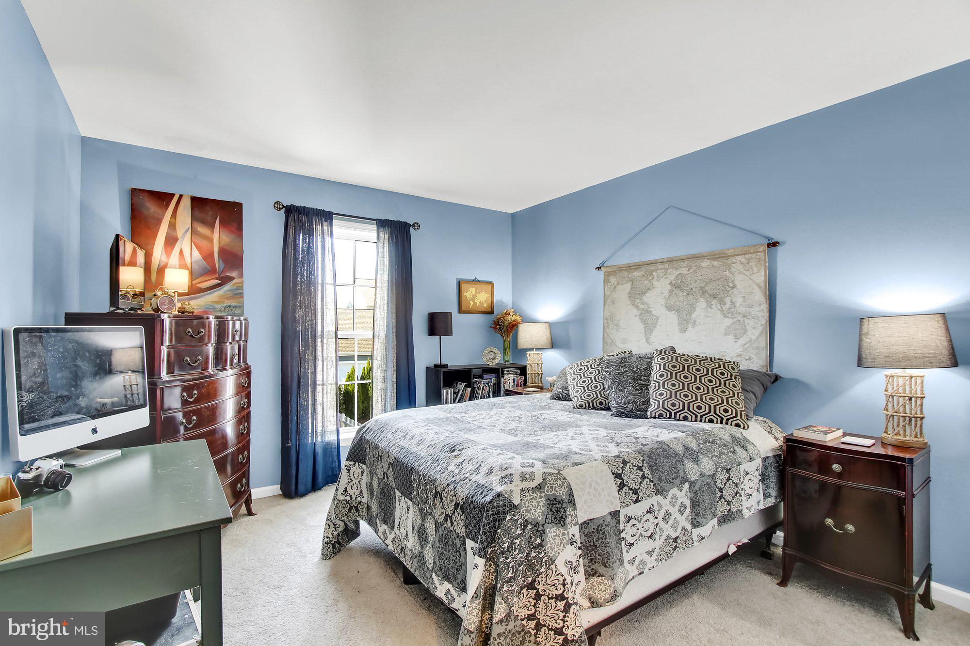 FLORIN HILL - Residential