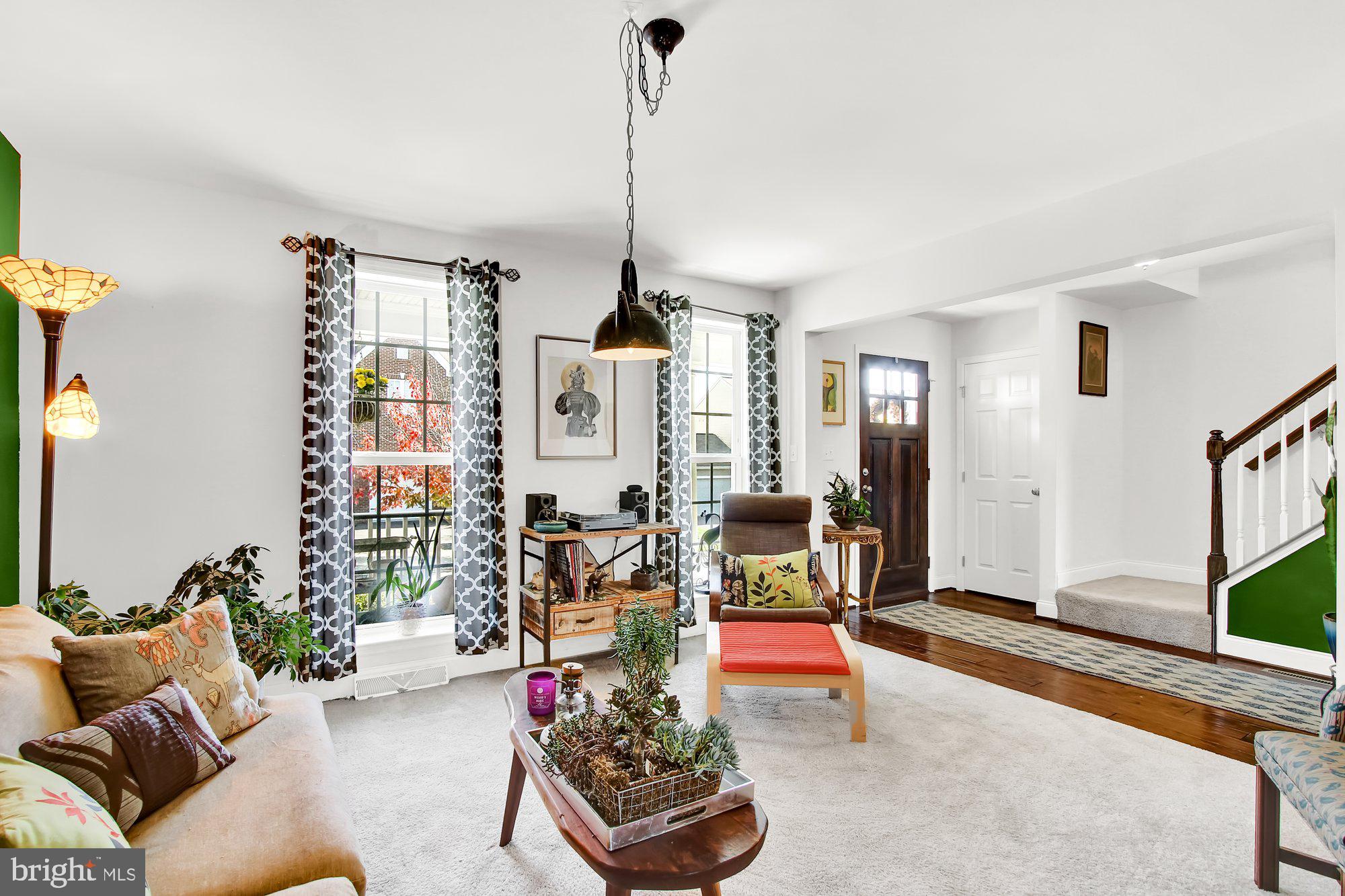 FLORIN HILL - Residential