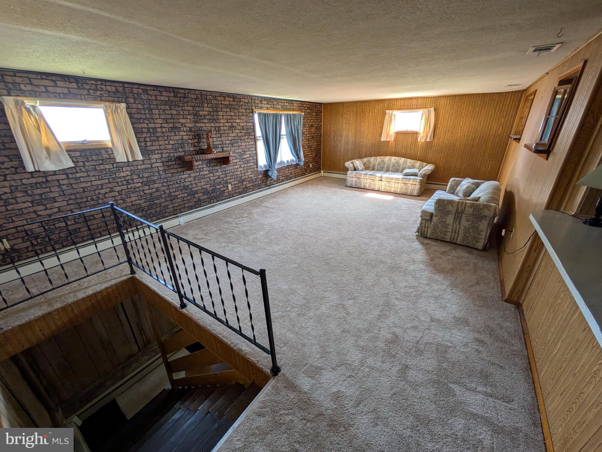 NOT IN - Residential Lease