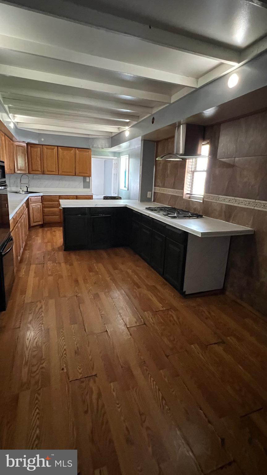 BRIDESBURG - Residential