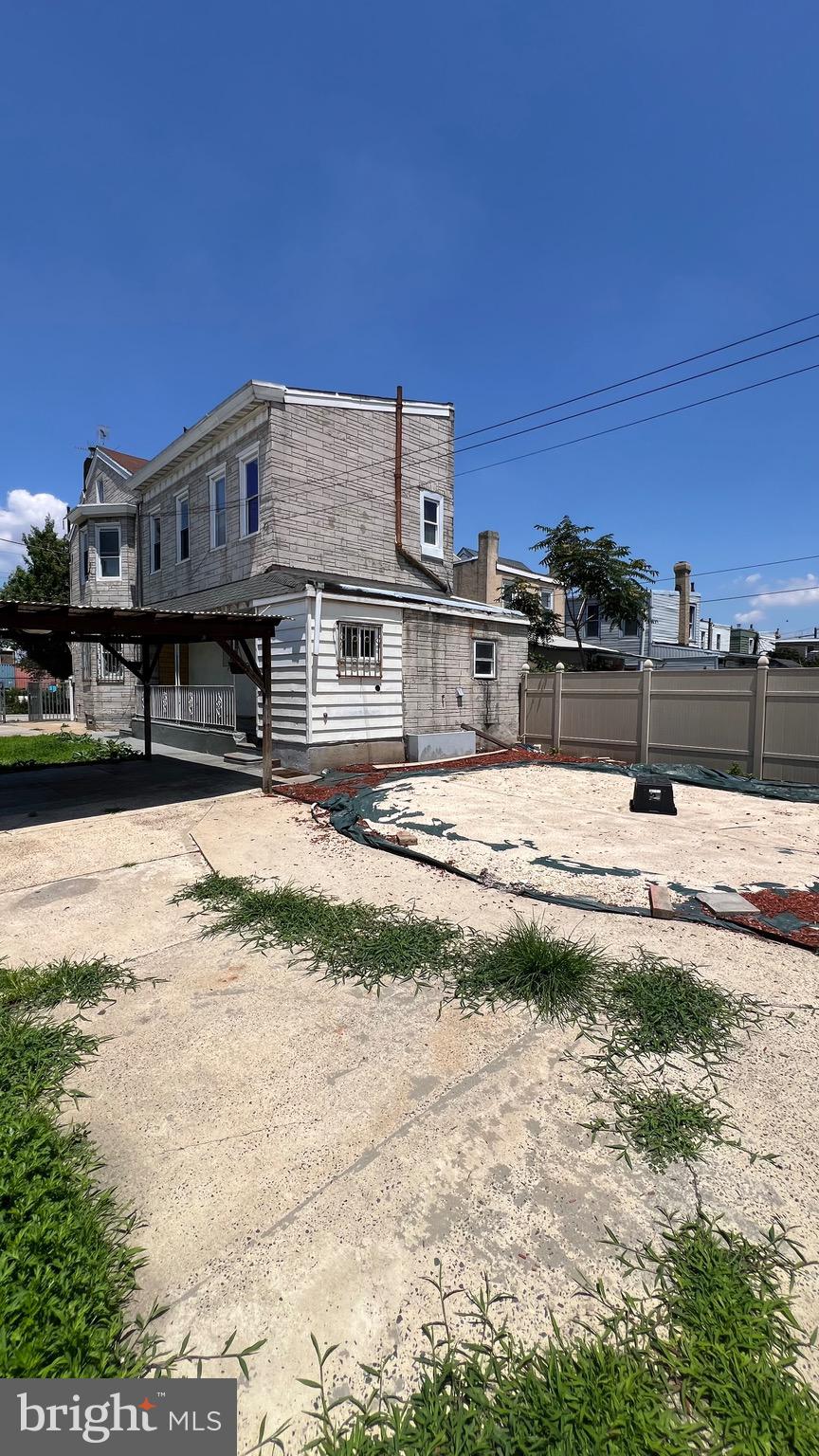 BRIDESBURG - Residential