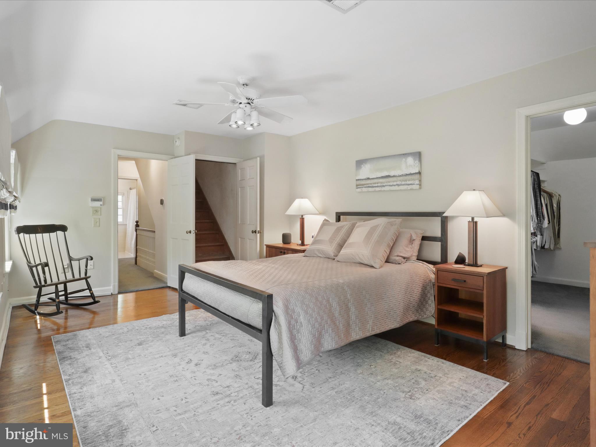 COUNTRY CLUB HILLS - Residential