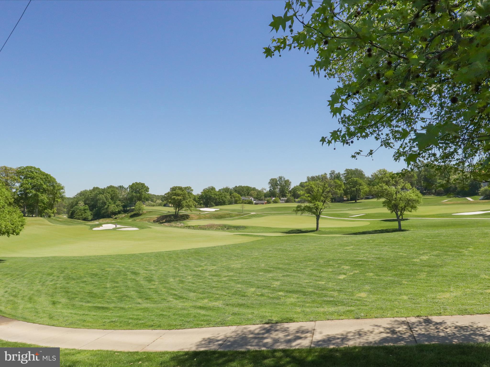 COUNTRY CLUB HILLS - Residential