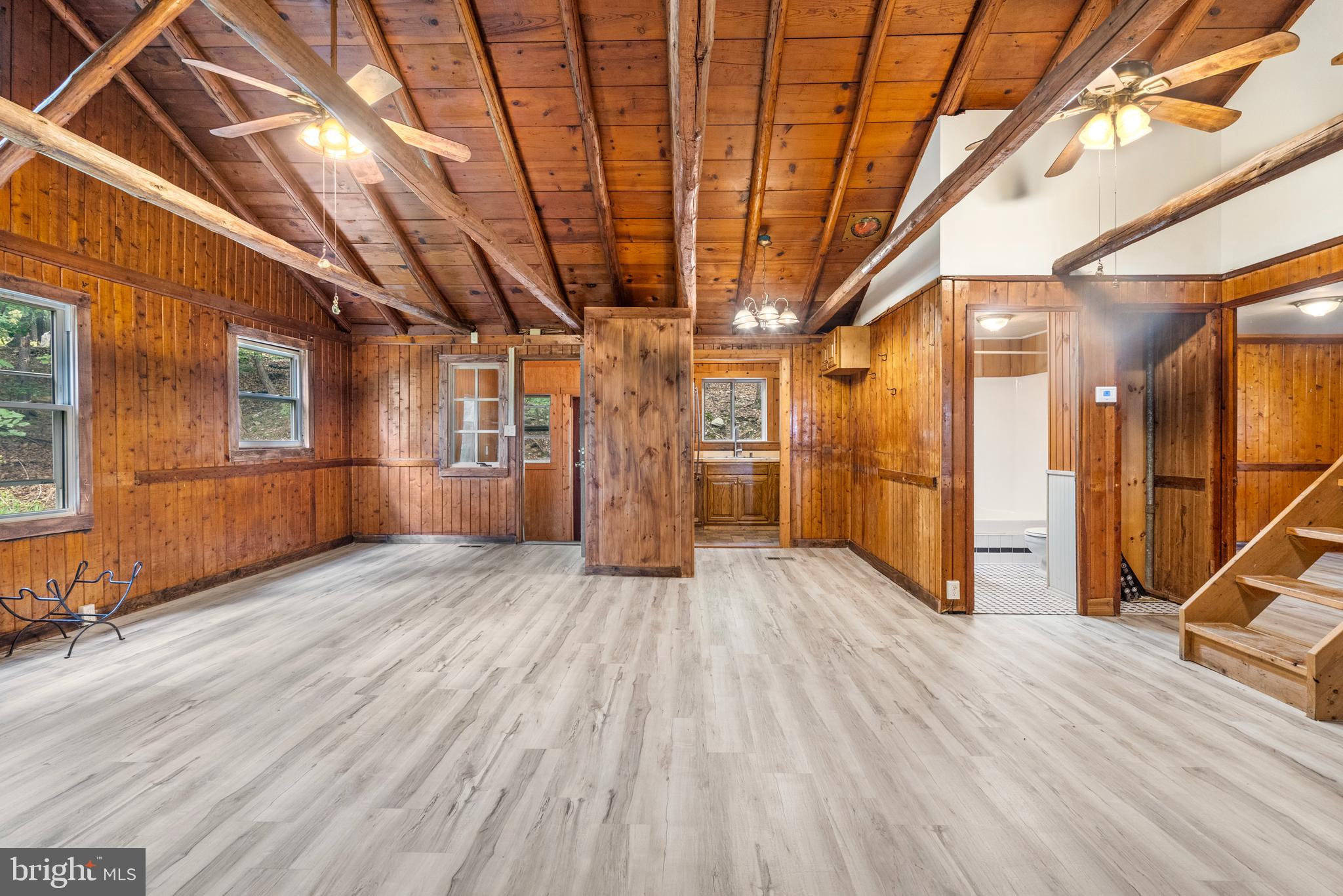 SHANNONDALE - Residential