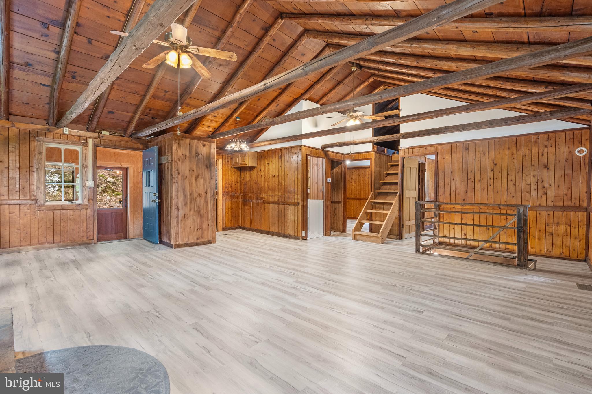 SHANNONDALE - Residential