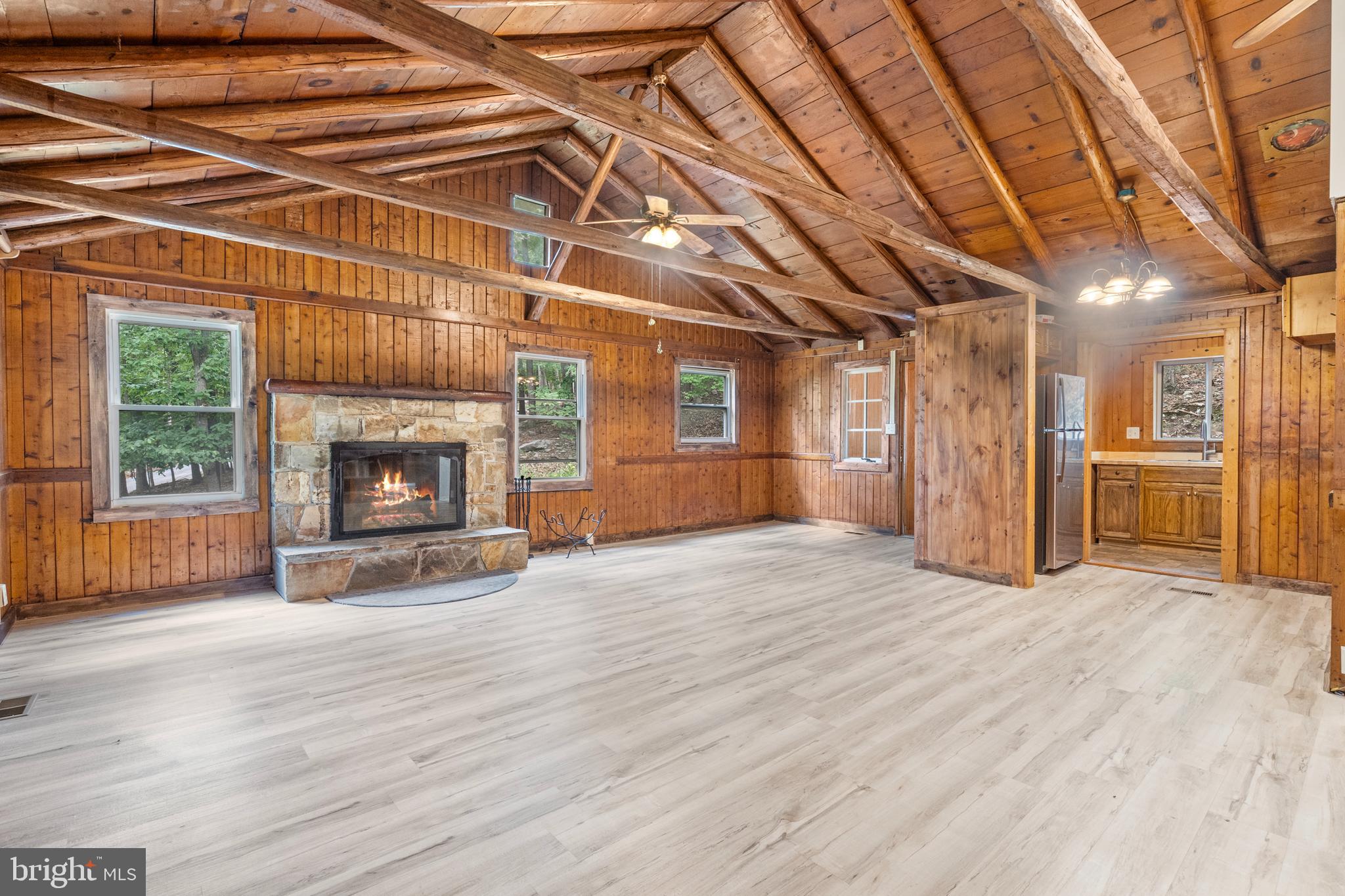 SHANNONDALE - Residential