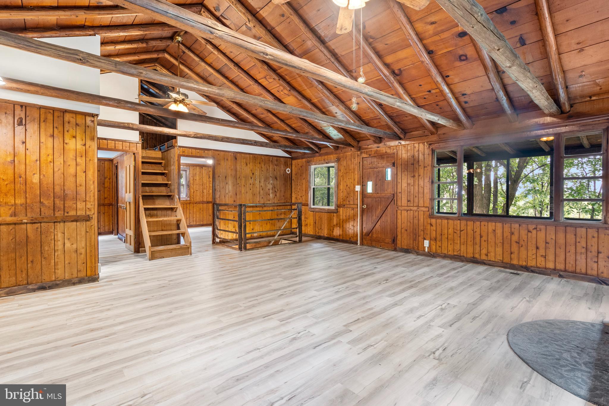 SHANNONDALE - Residential
