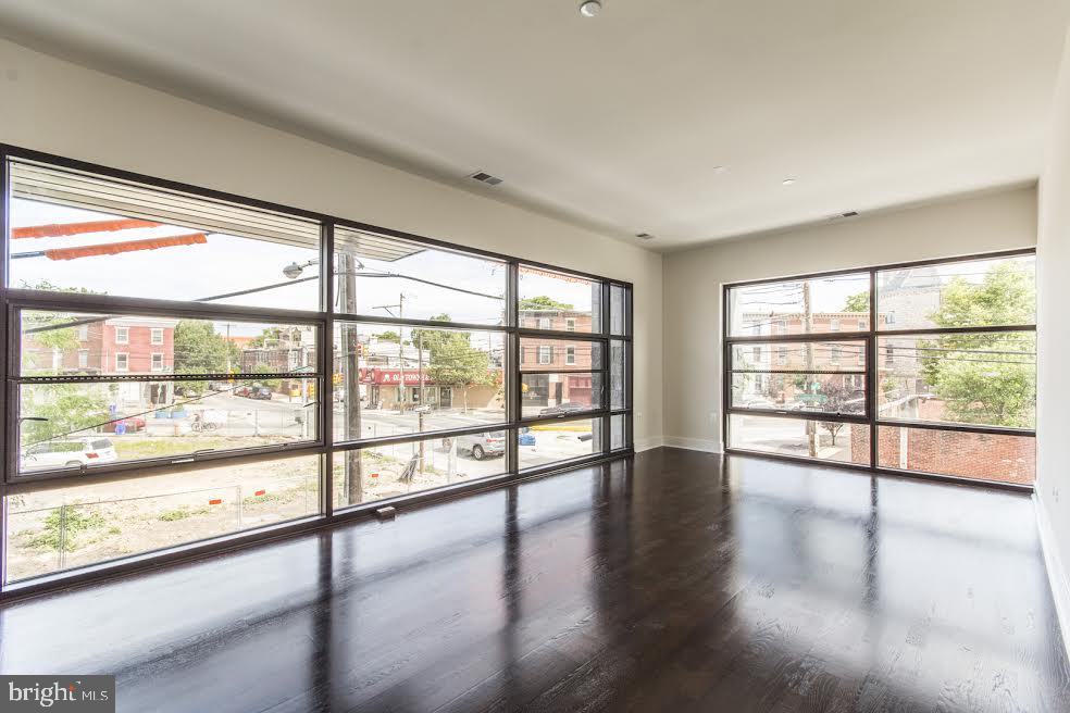 2400 SOUTH - Residential