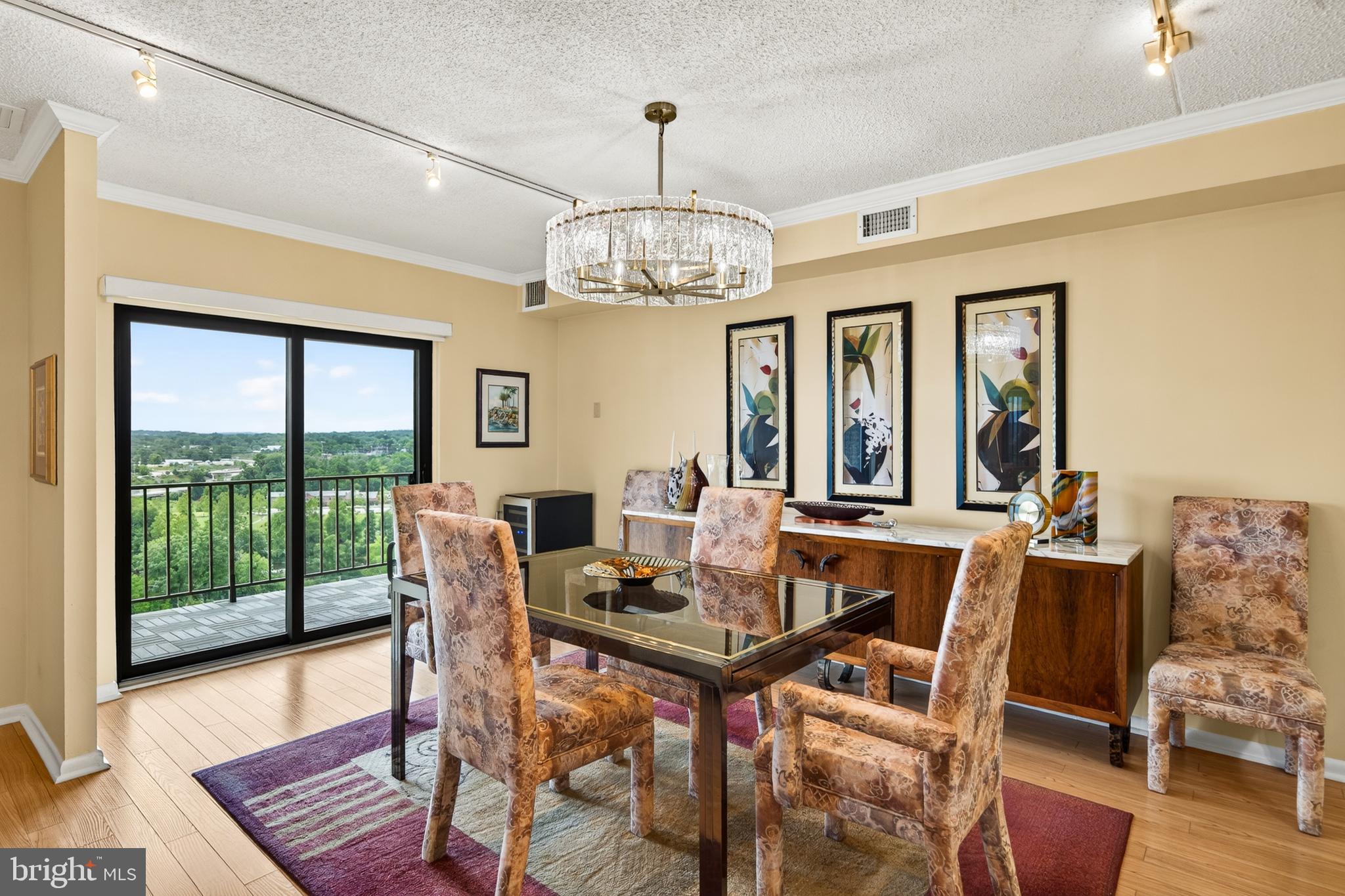 VALLEY FORGE TOWER - Residential