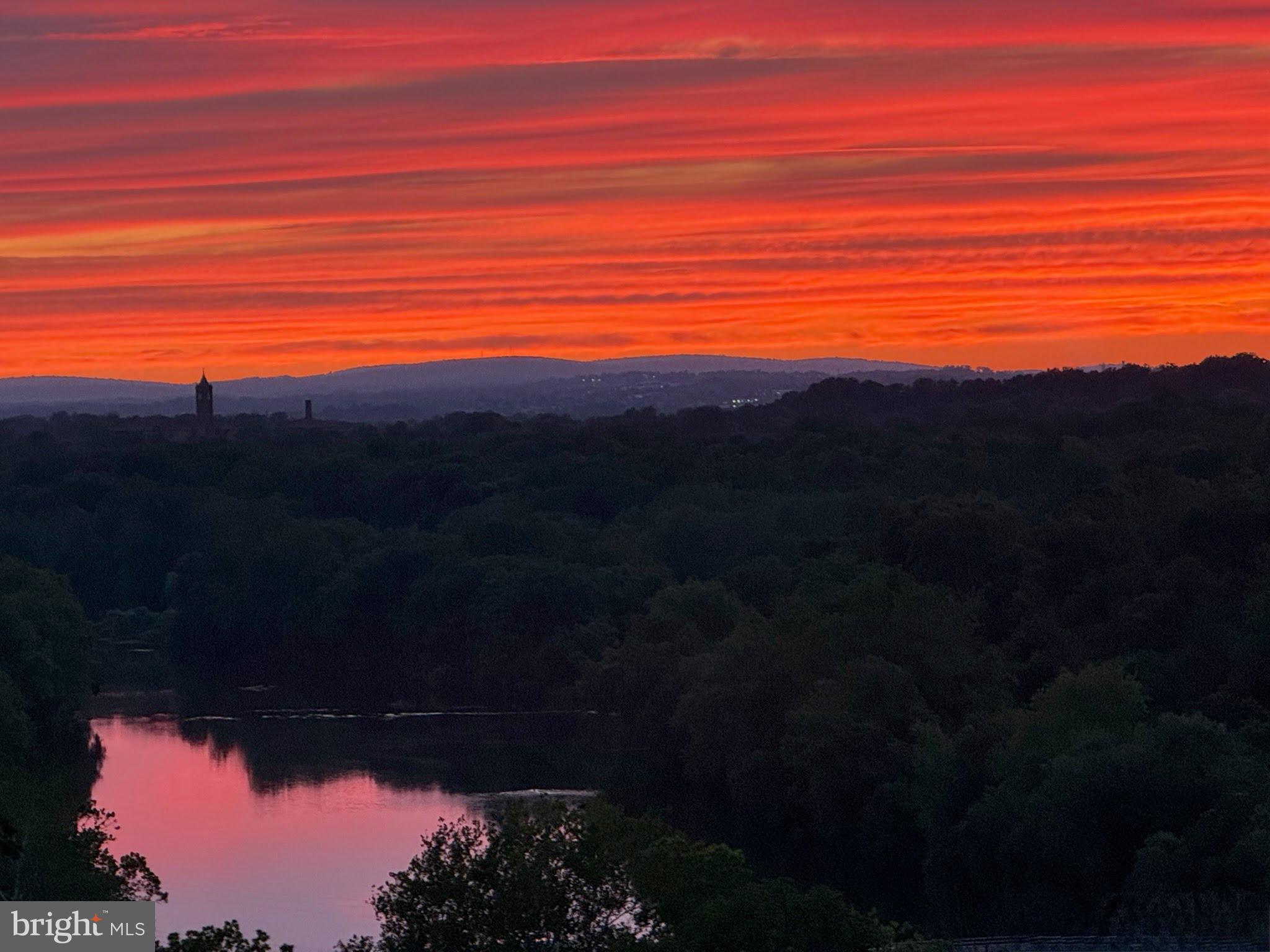 VALLEY FORGE TOWER - Residential