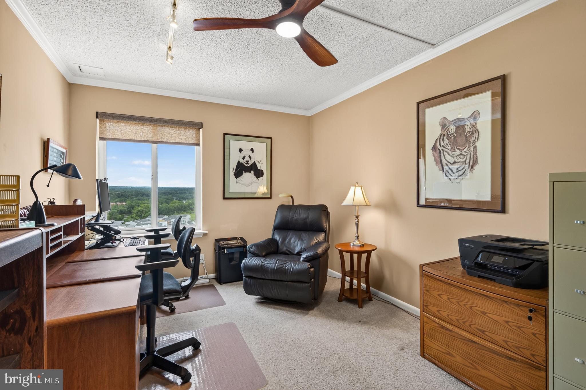 VALLEY FORGE TOWER - Residential