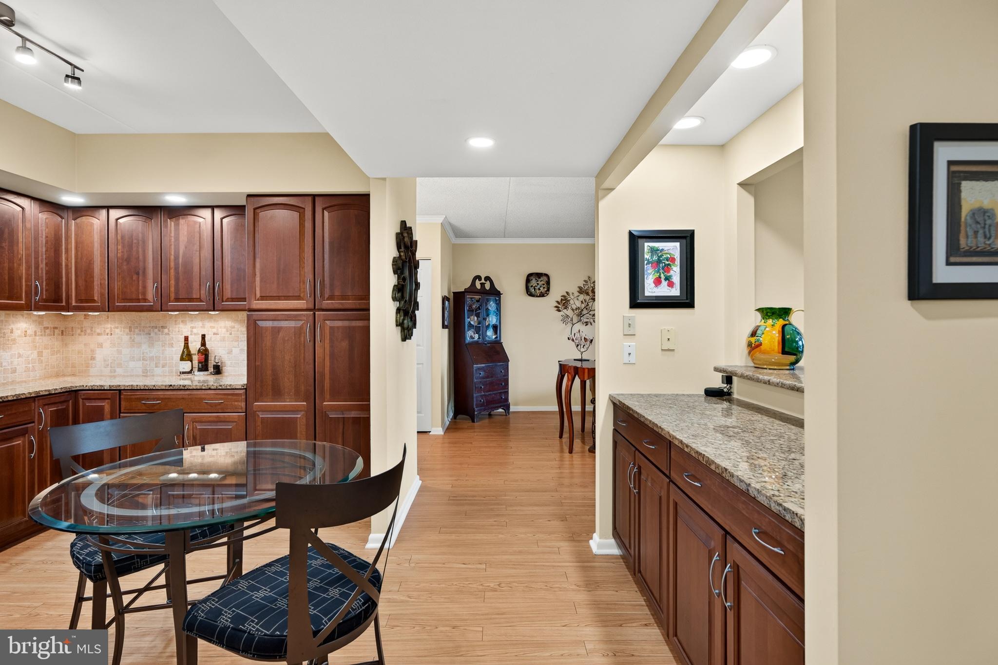 VALLEY FORGE TOWER - Residential