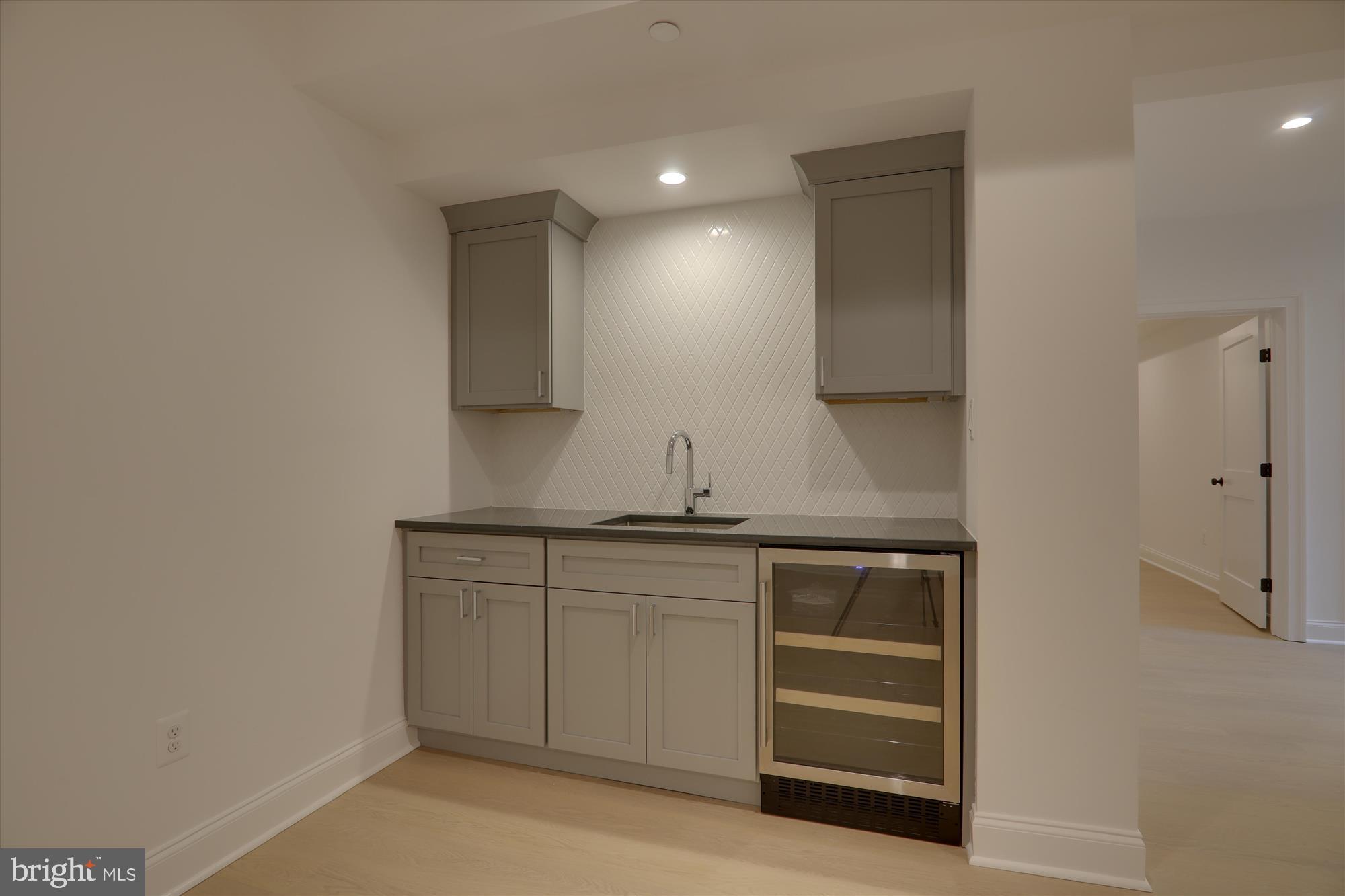 CHEVY CHASE MANOR - Residential