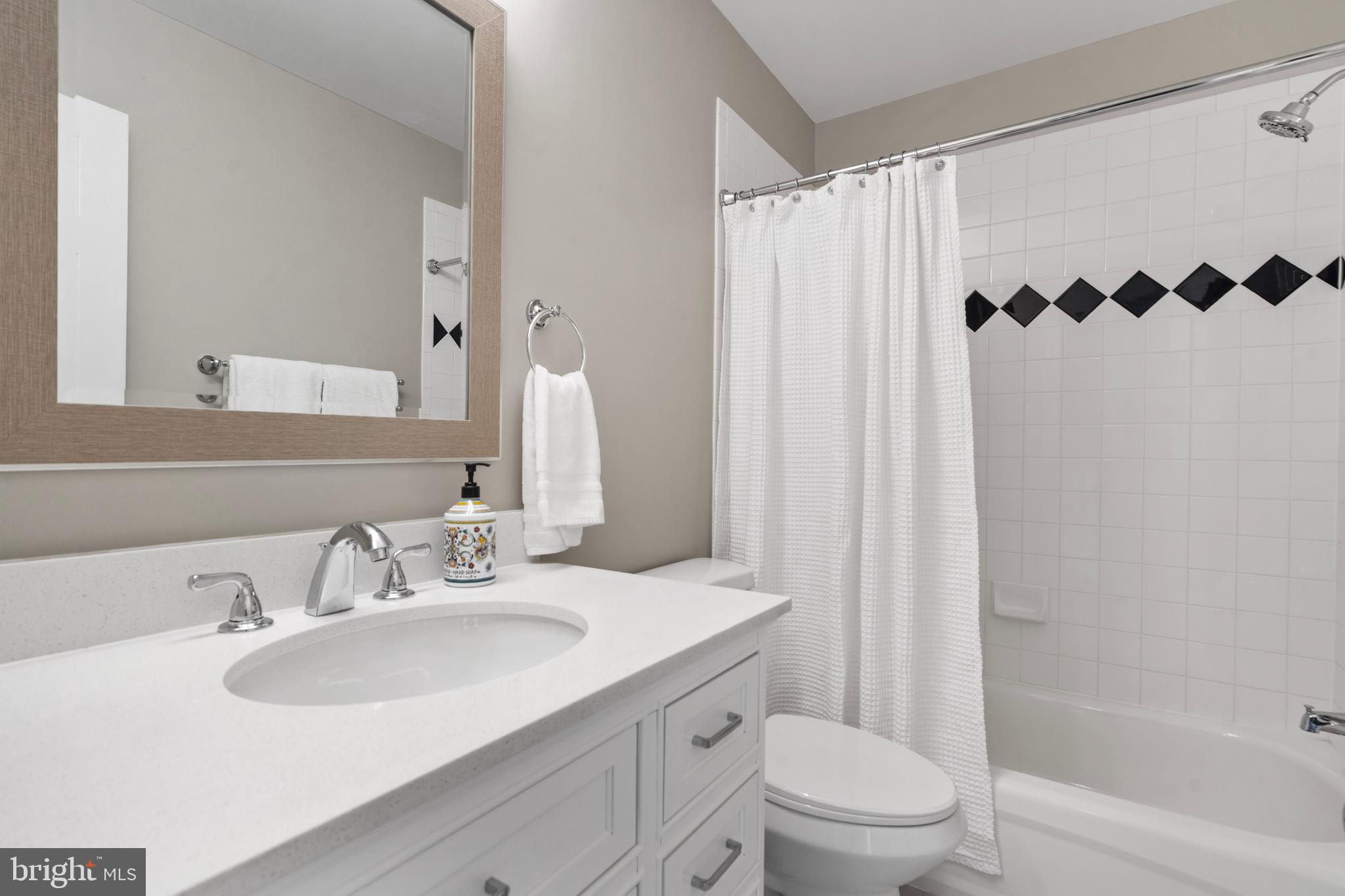 BERKSHIRE OAKWOOD - Residential