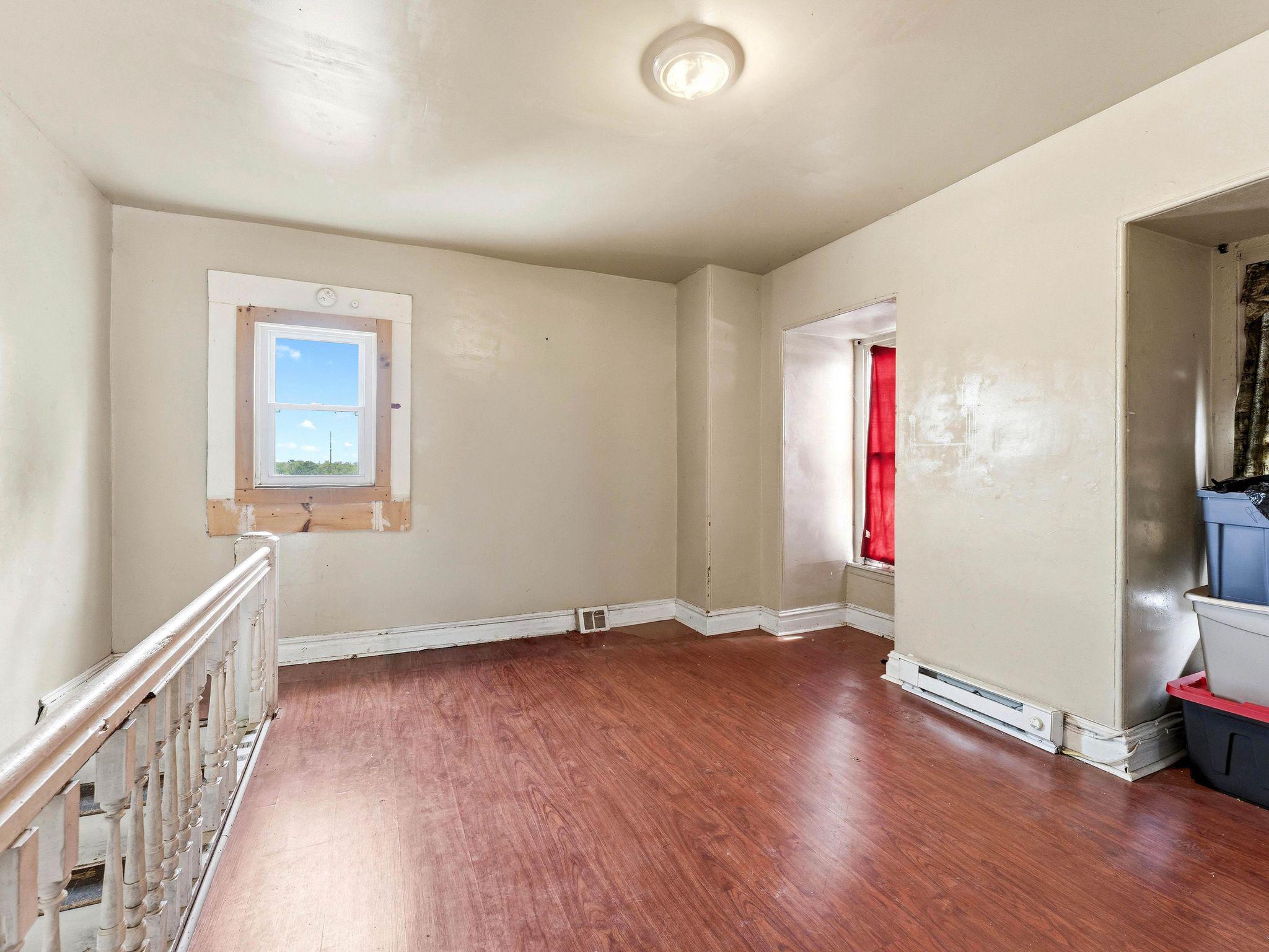 LOGAN - Residential