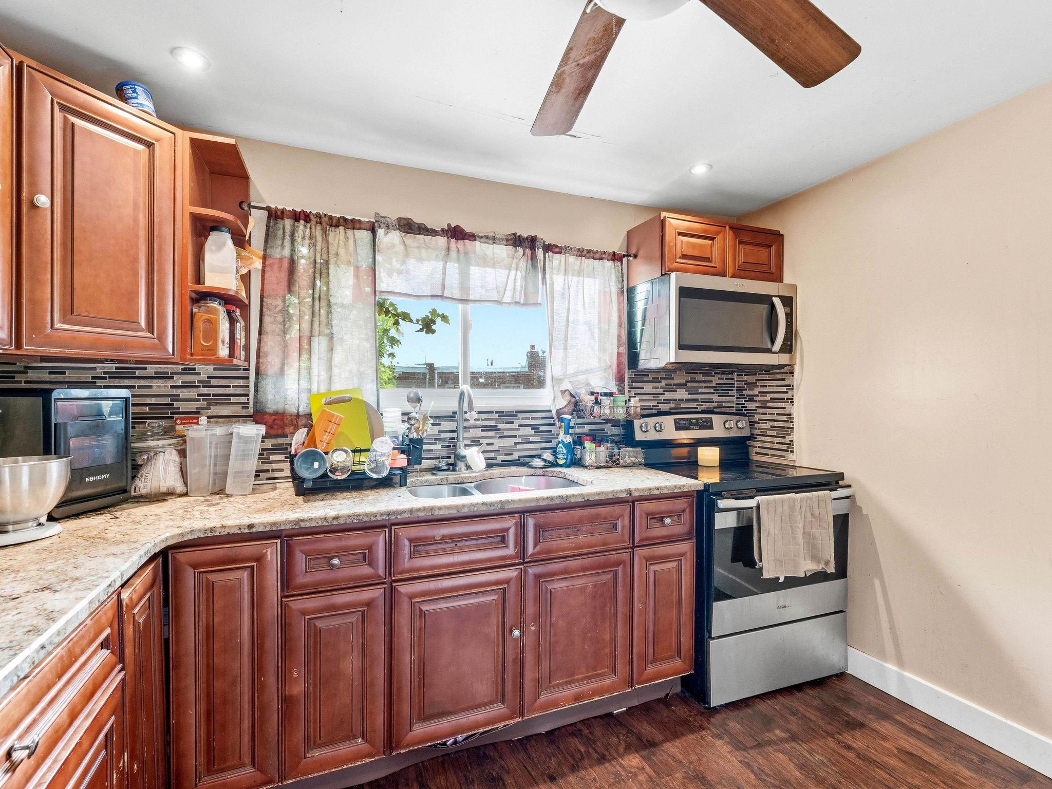 LOGAN - Residential