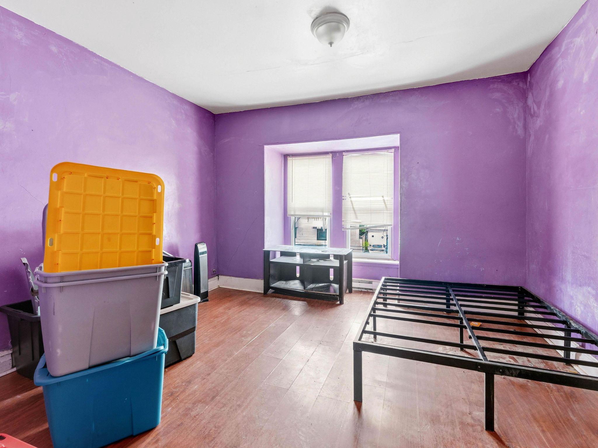 LOGAN - Residential