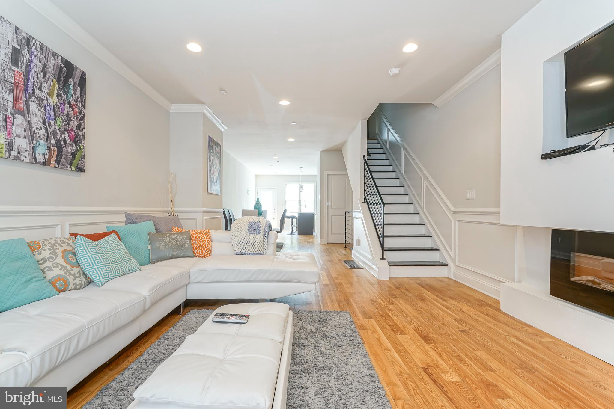 POINT BREEZE - Residential