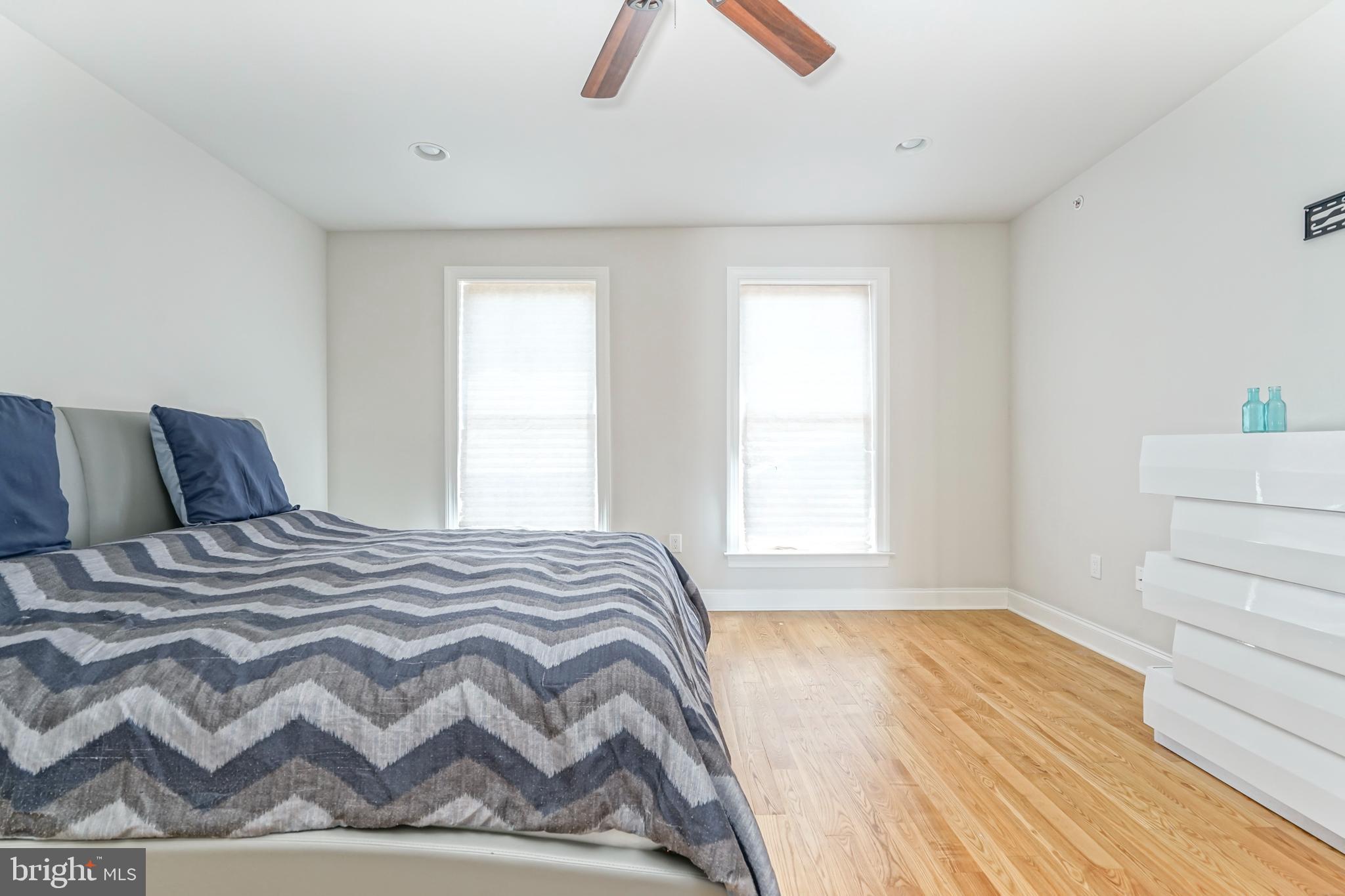 POINT BREEZE - Residential