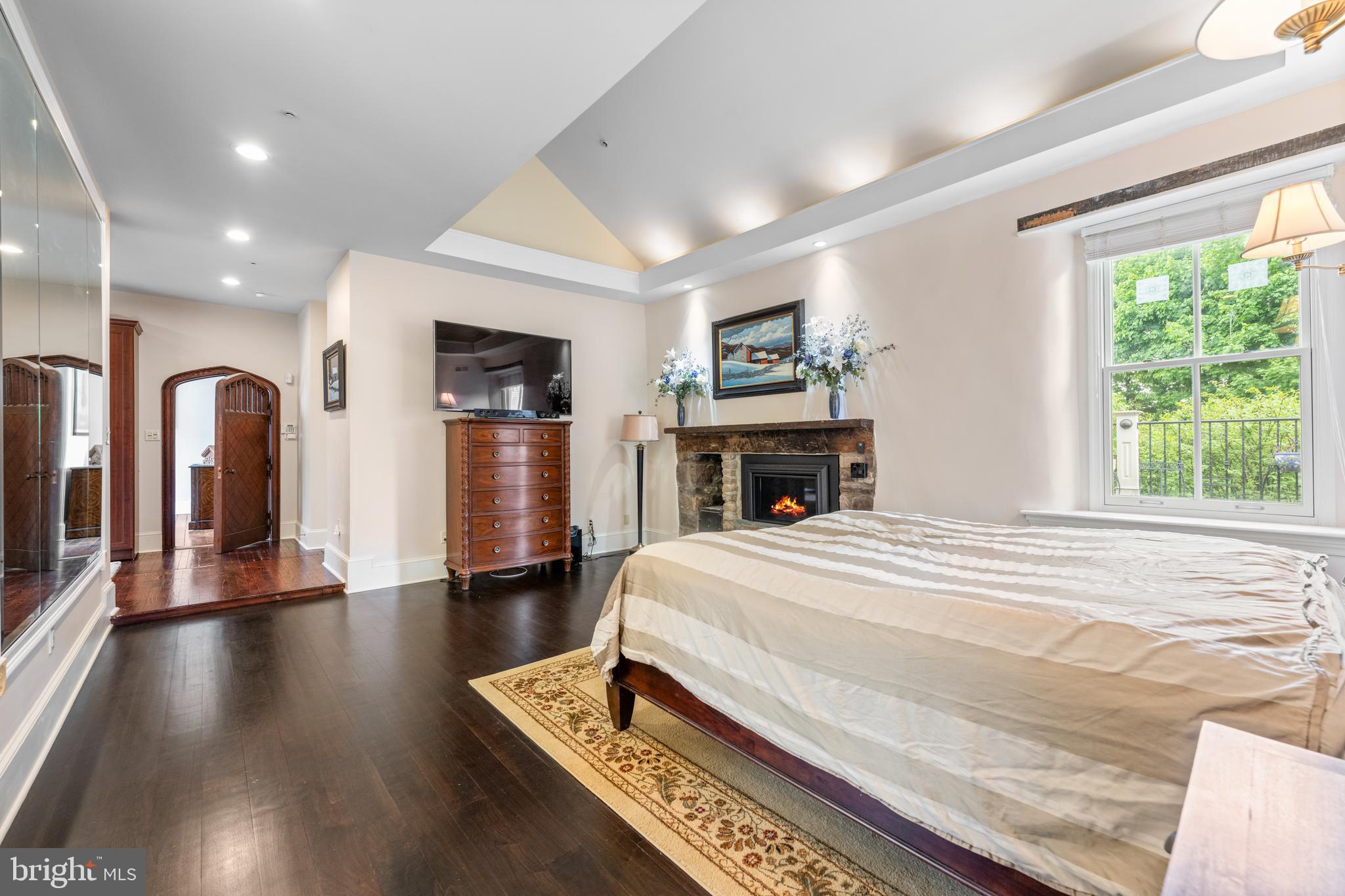 DOYLESTOWN - Residential