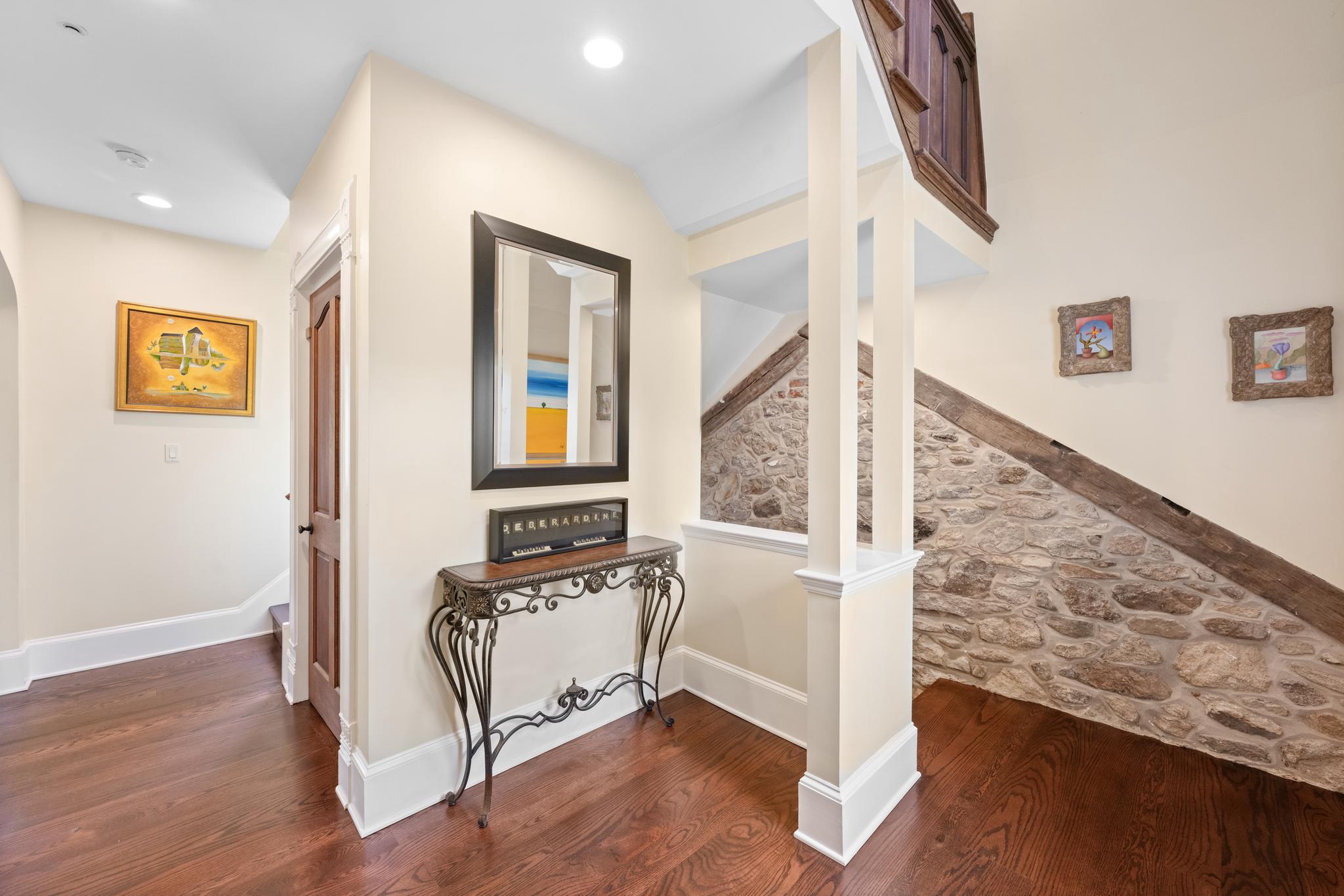 DOYLESTOWN - Residential