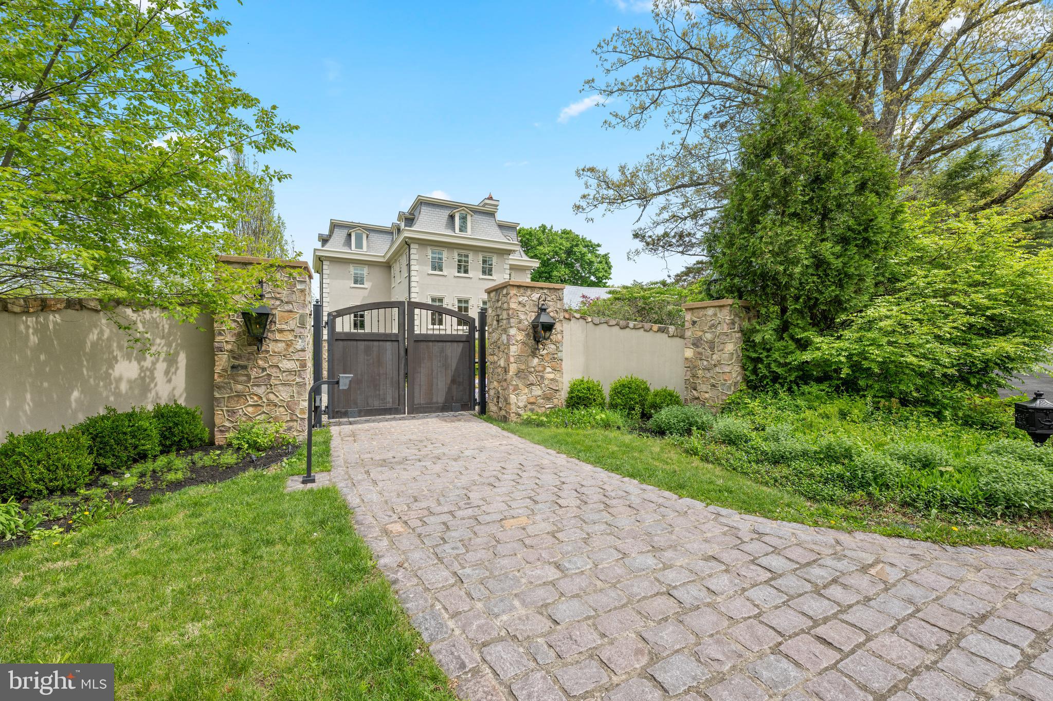 DOYLESTOWN - Residential