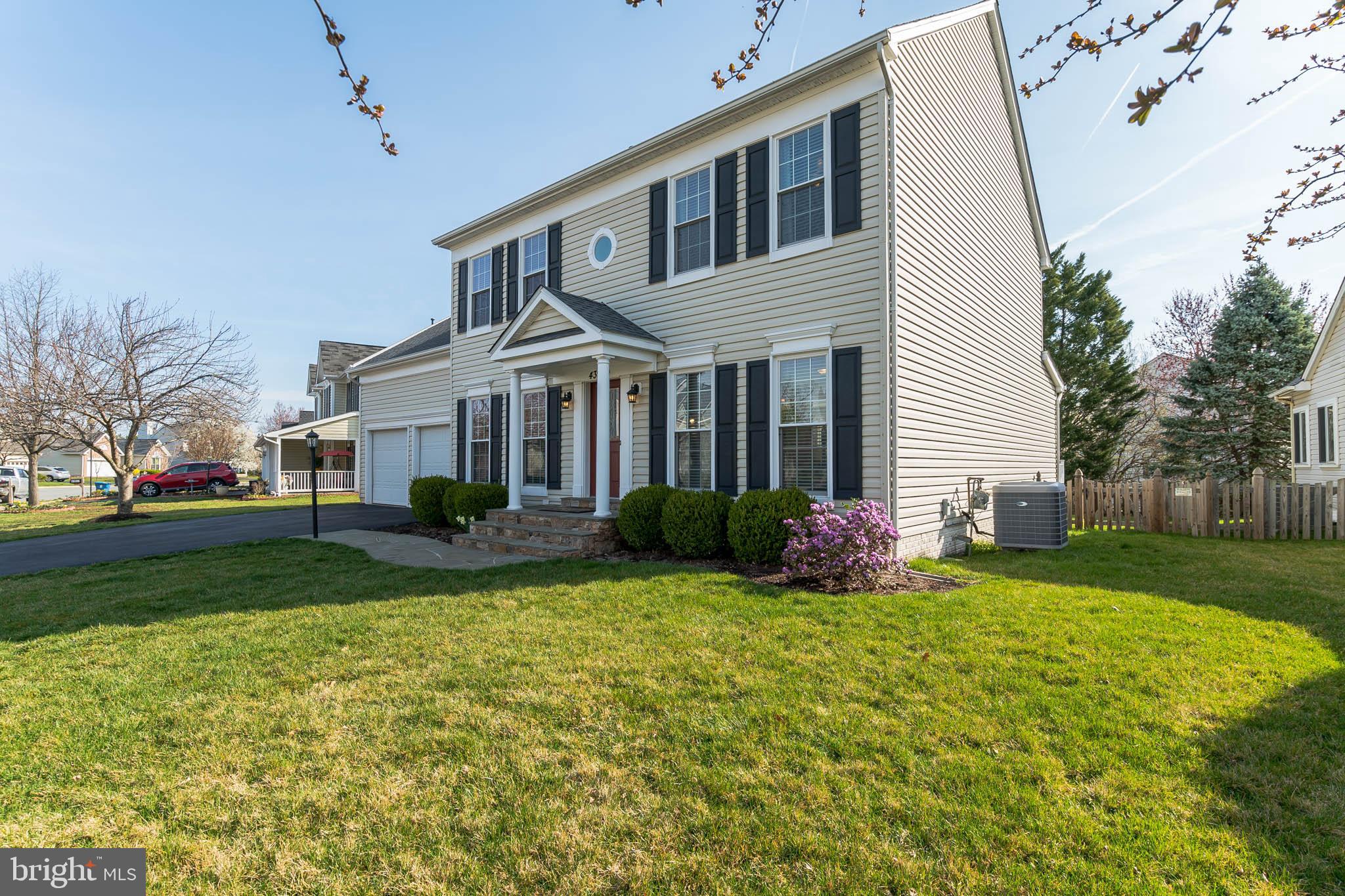 No detail overlooked in this fantastic Ashburn Village colonial!  With a roof just one year old, stunning Mirage natural walnut hardwood floors,  a 3 level composite rear deck, and 3 finished levels - you will be impressed at every turn.  The kitchen is fantastic - SS appliances, over-sized island, granite counters, white cabinets, bright and open! There is a 2 - zoned HVAC hybrid system with a steam humidifier. Fresh decor, light and bright!  Large mud room/laundry area.  Lower level has full bath and possible guest room space along with a god sized rec room.  Lots of storage too!All this comes with the many tremendous amenities that Ashburn Village has to offer! Don't let this one slip away.  Let your story begin here........