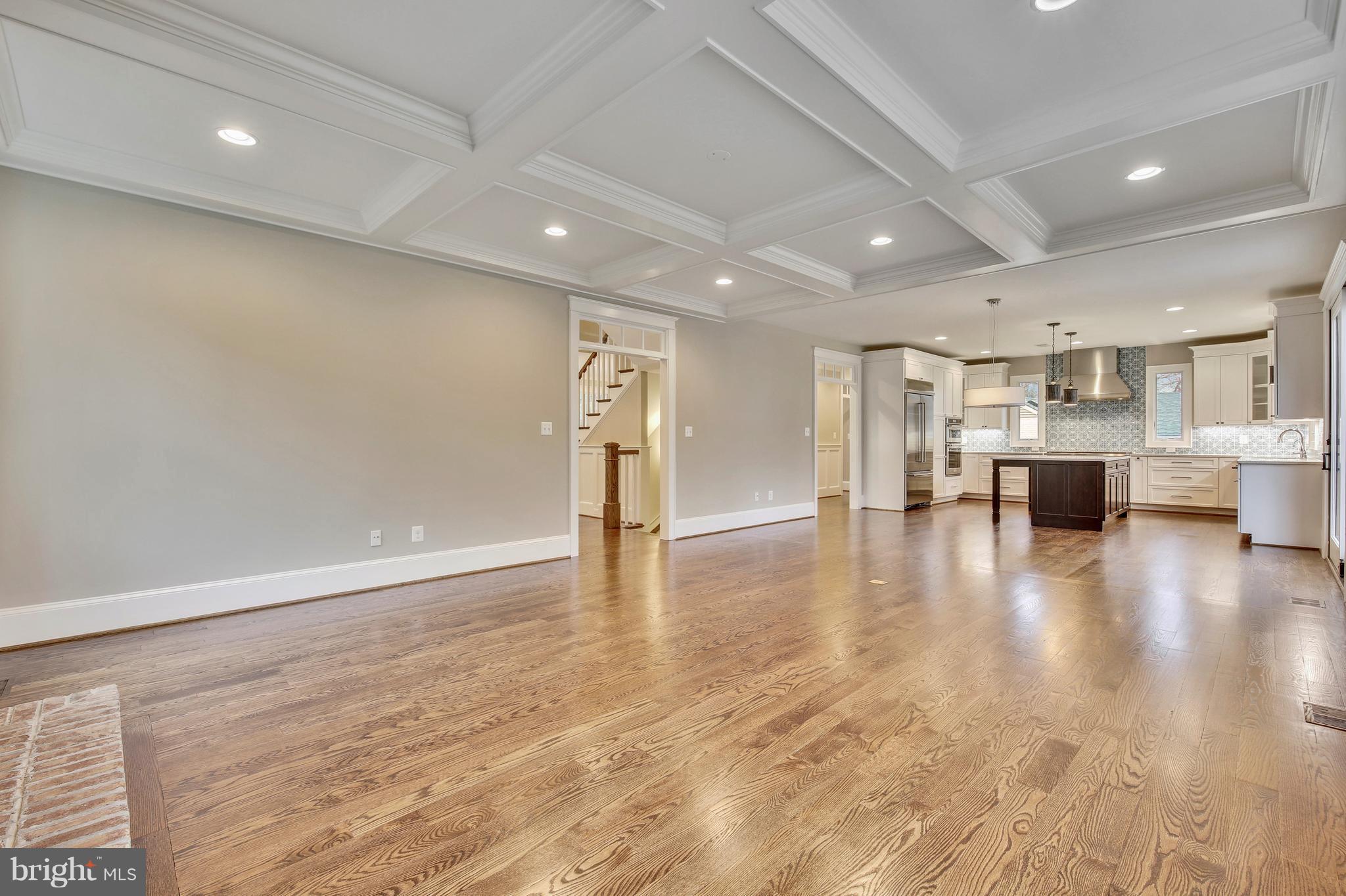 LEE HEIGHTS - Residential