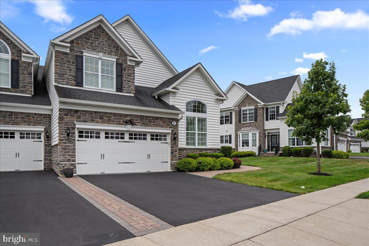 THE ENCLAVE AT UPPER - Residential