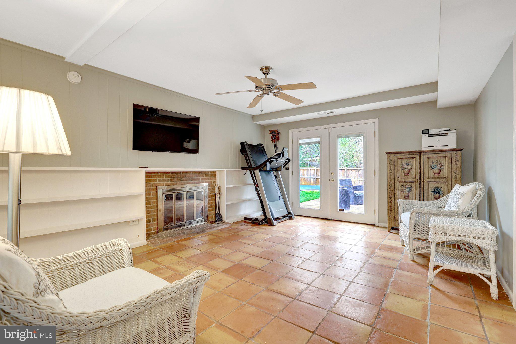 SOUTHRIDGE - Residential