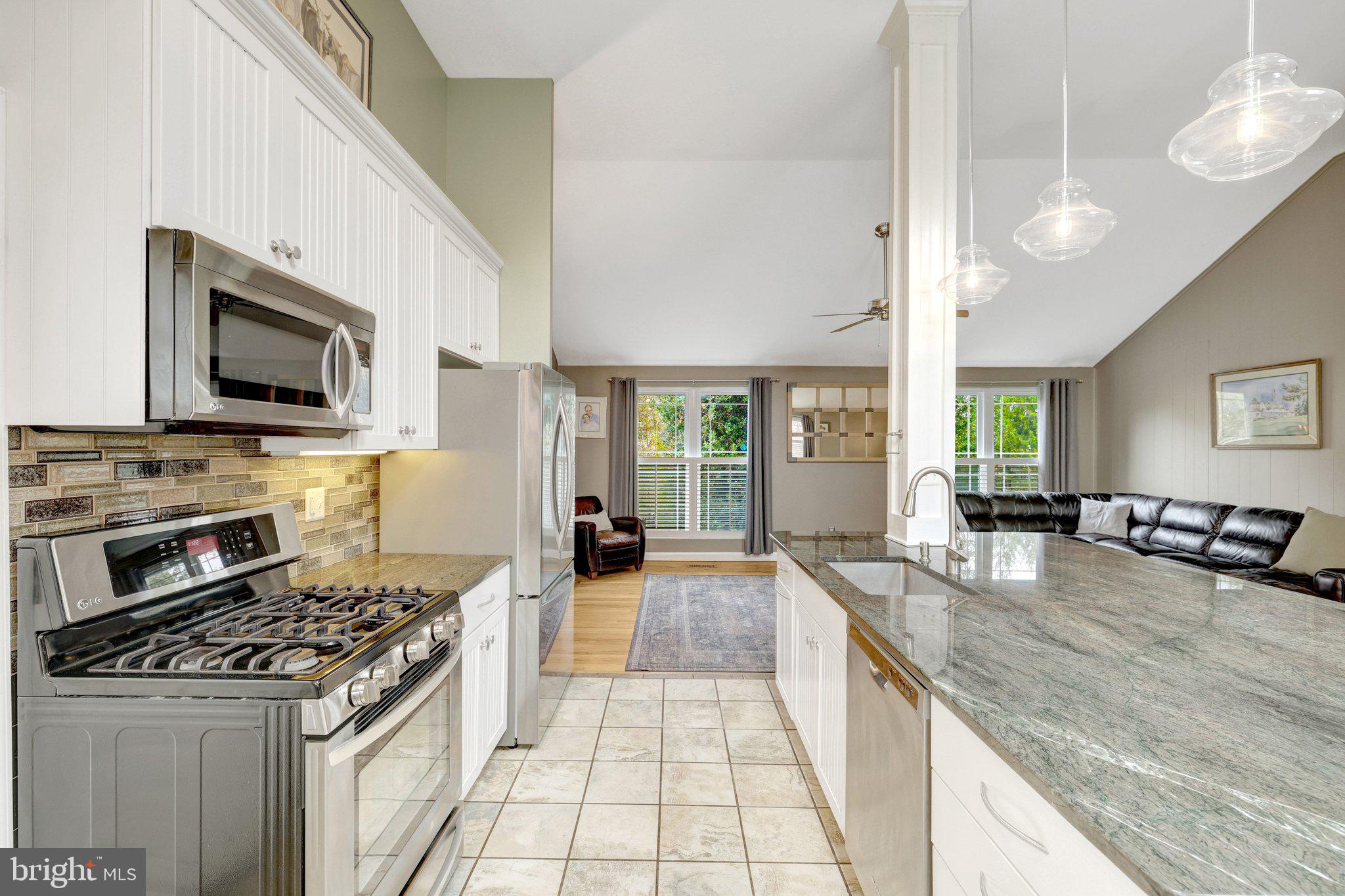 SOUTHRIDGE - Residential