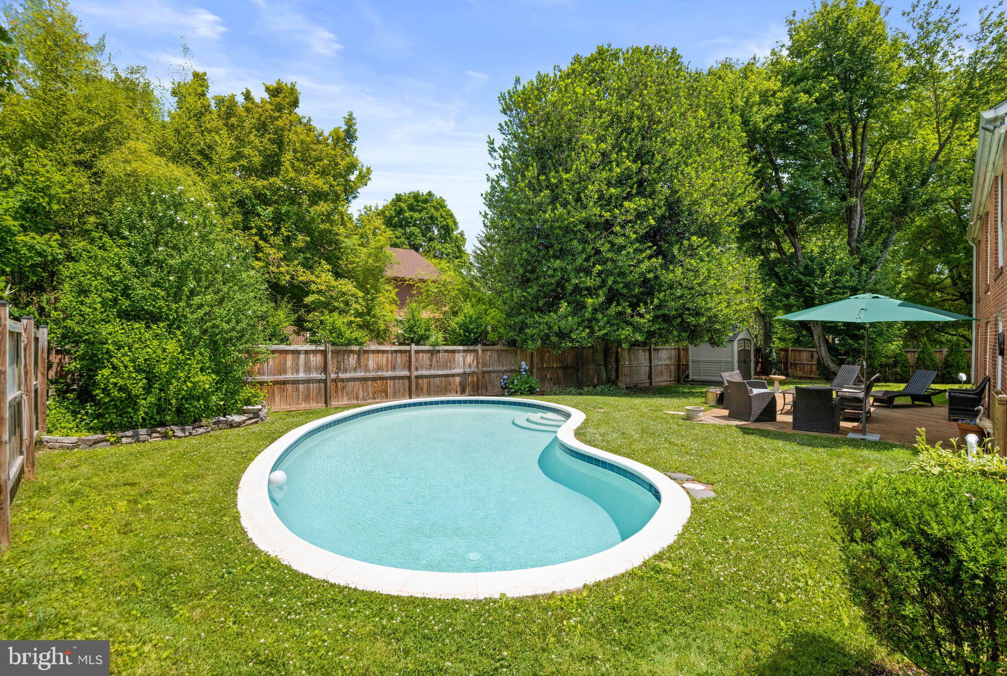 SOUTHRIDGE - Residential