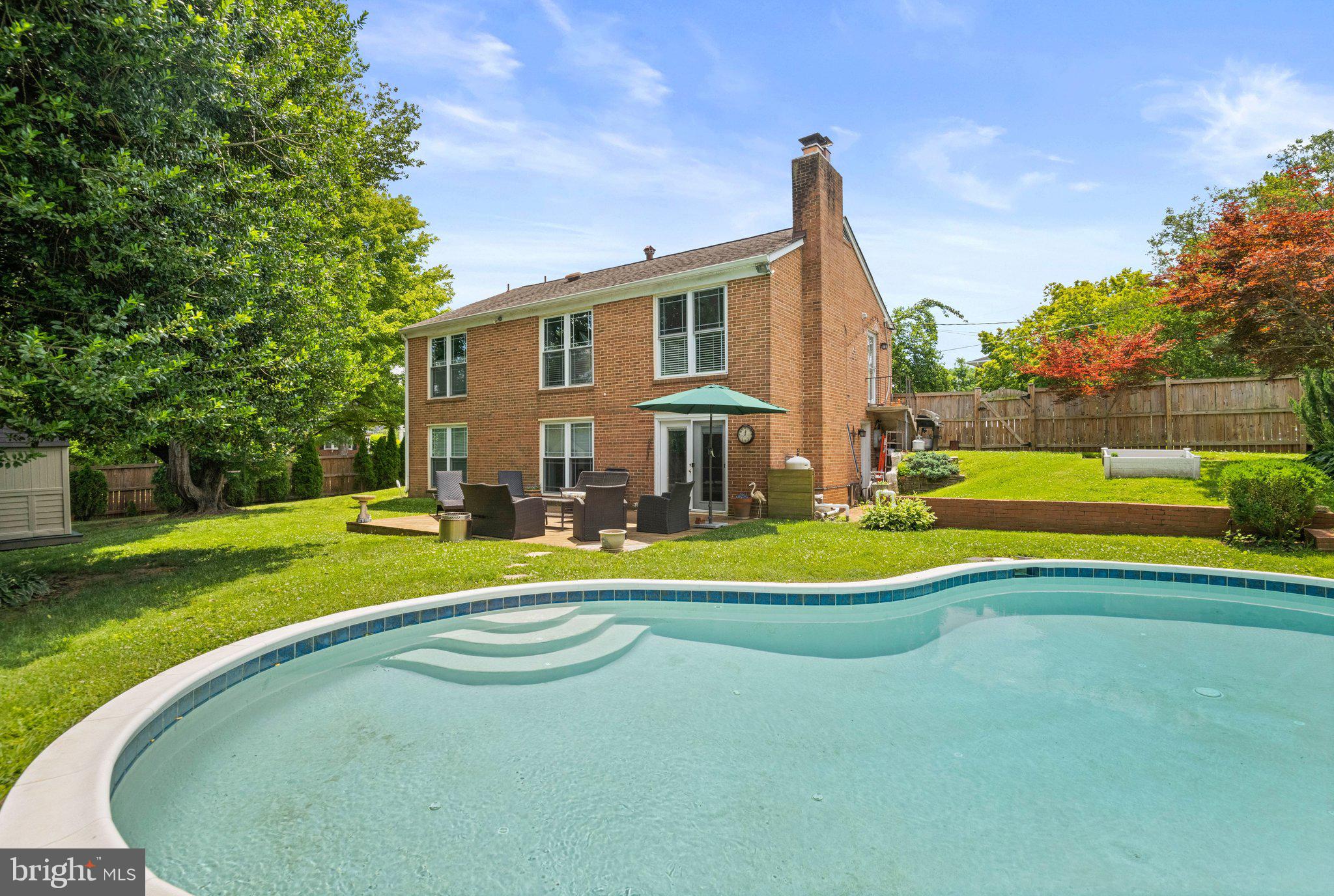 SOUTHRIDGE - Residential