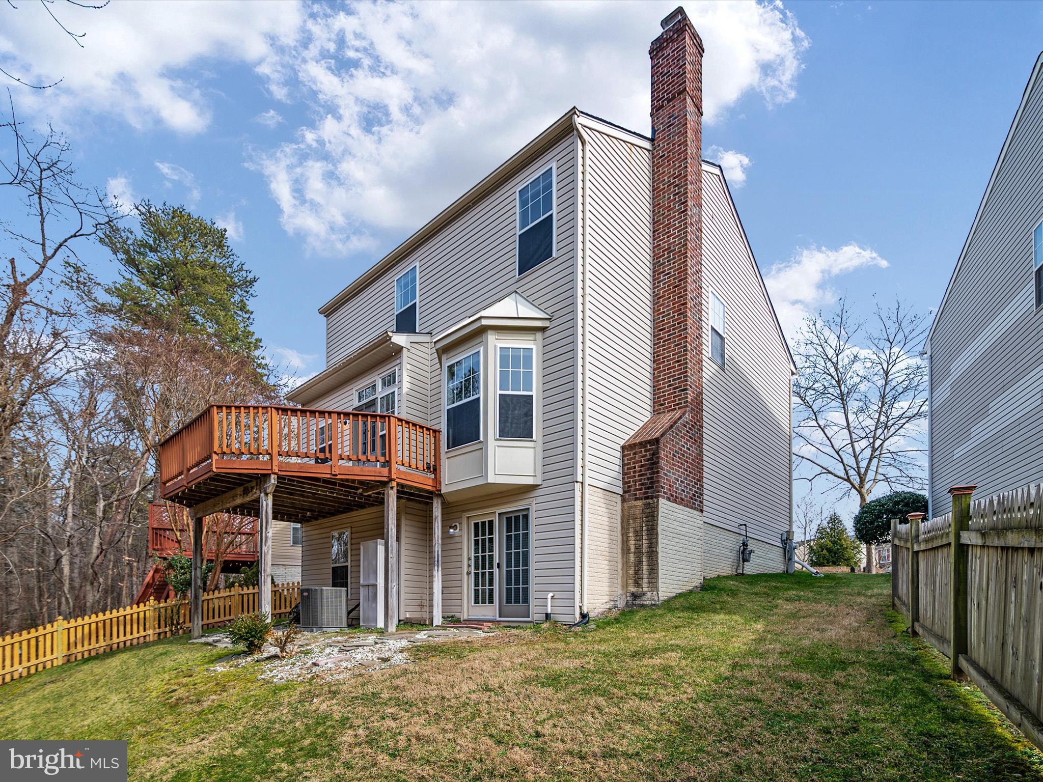 RUSSETT - Residential
