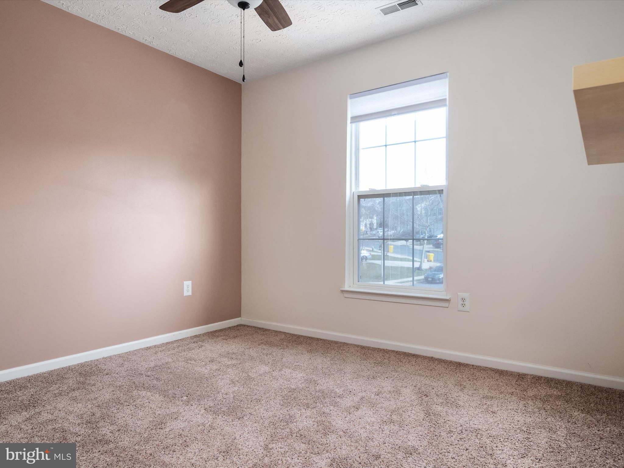RUSSETT - Residential