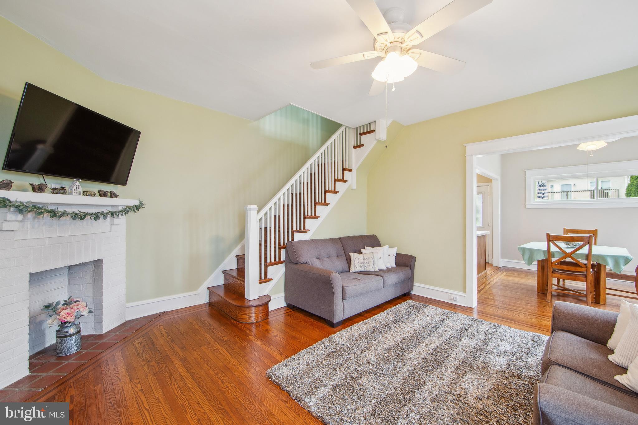 LLANERCH - Residential