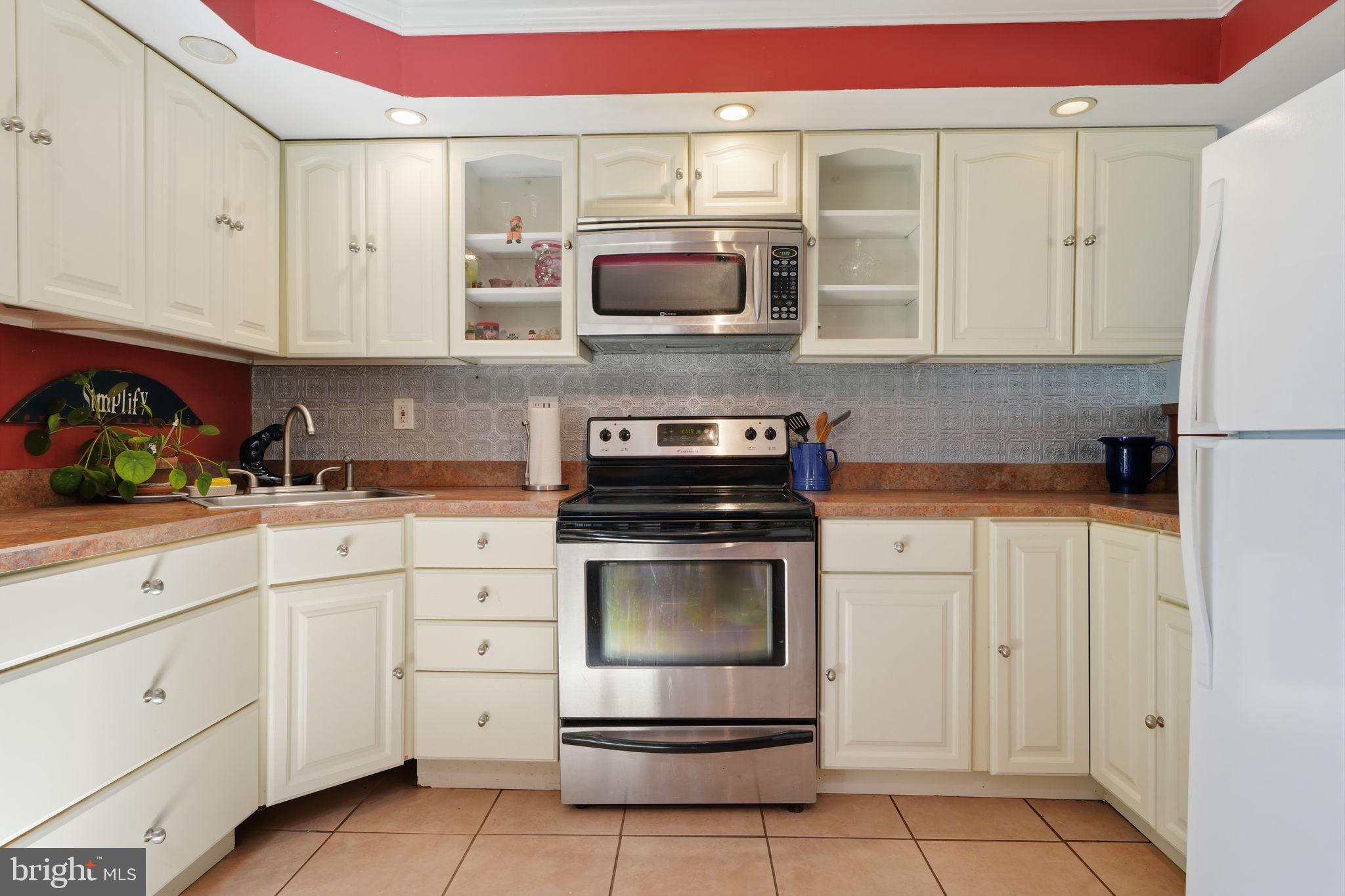 THORNRIDGE - Residential